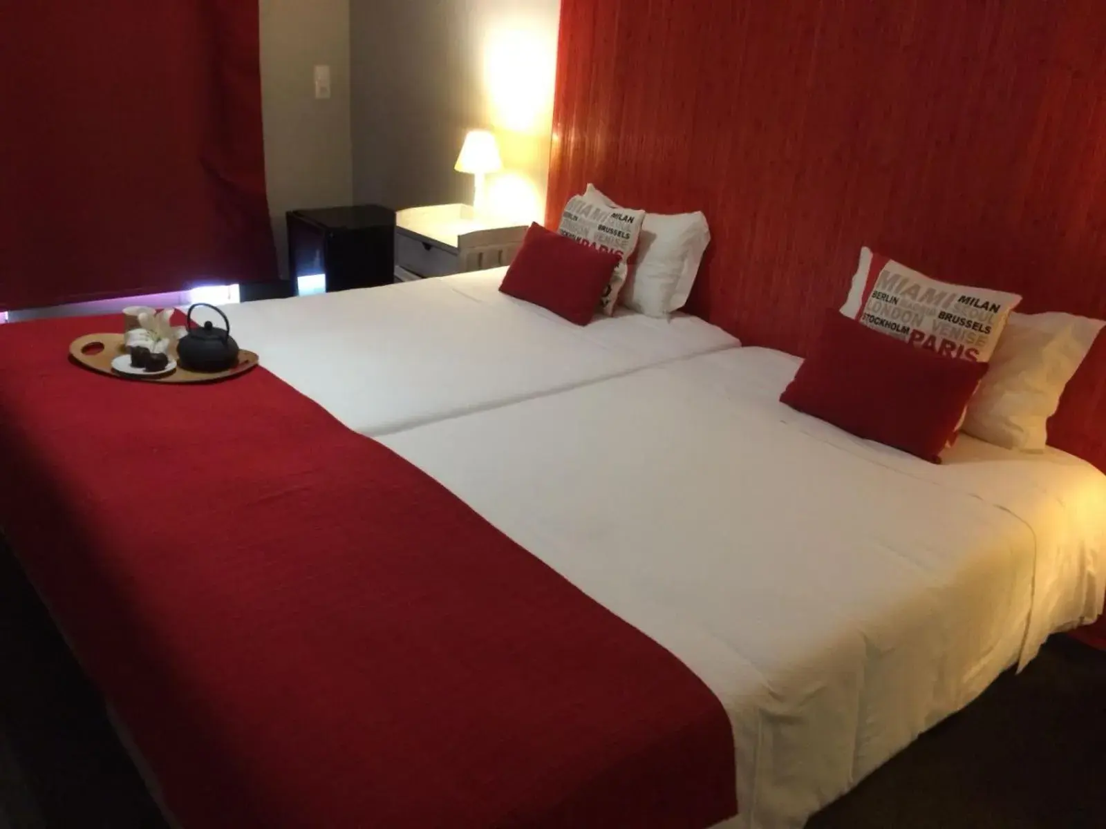 Bed in KR Hotels - Albufeira Lounge