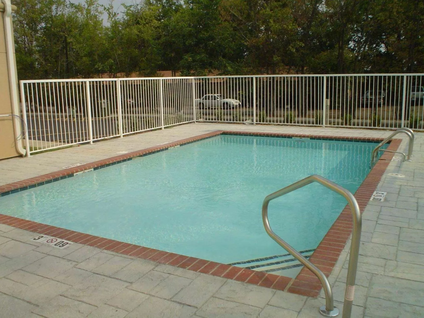 Spring in La Quinta by Wyndham Fort Smith