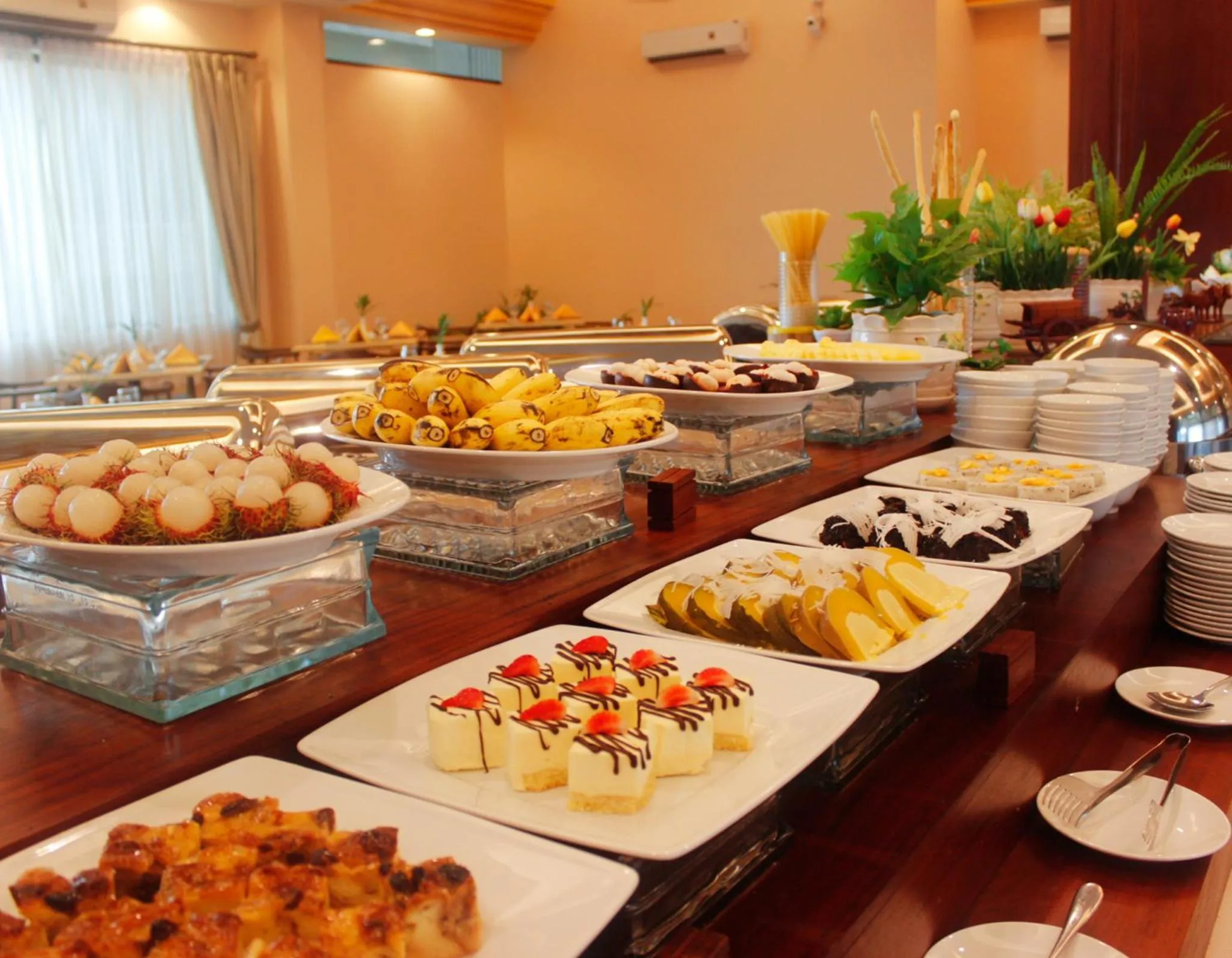 Food and drinks in Phnom Penh Era Hotel