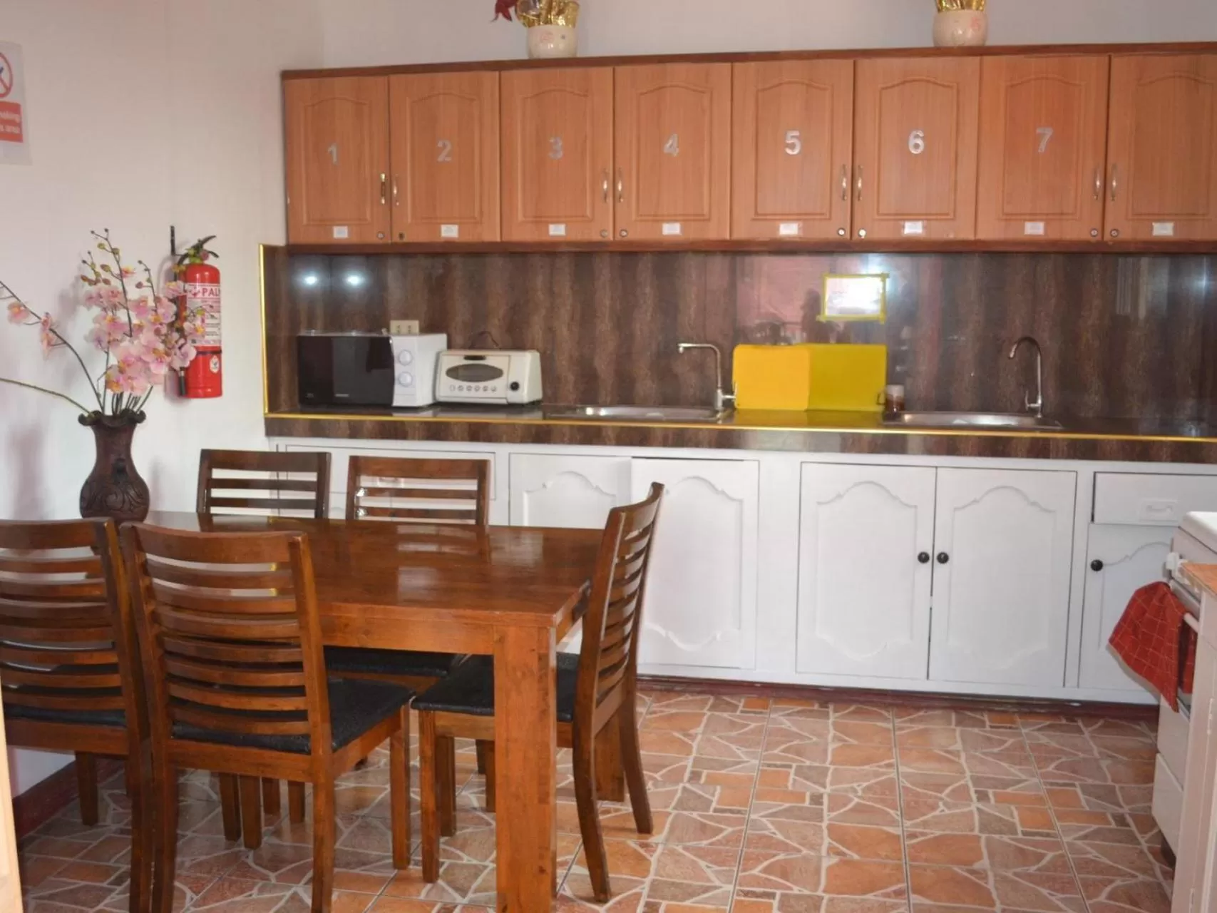 Dining area in Villa Prescilla