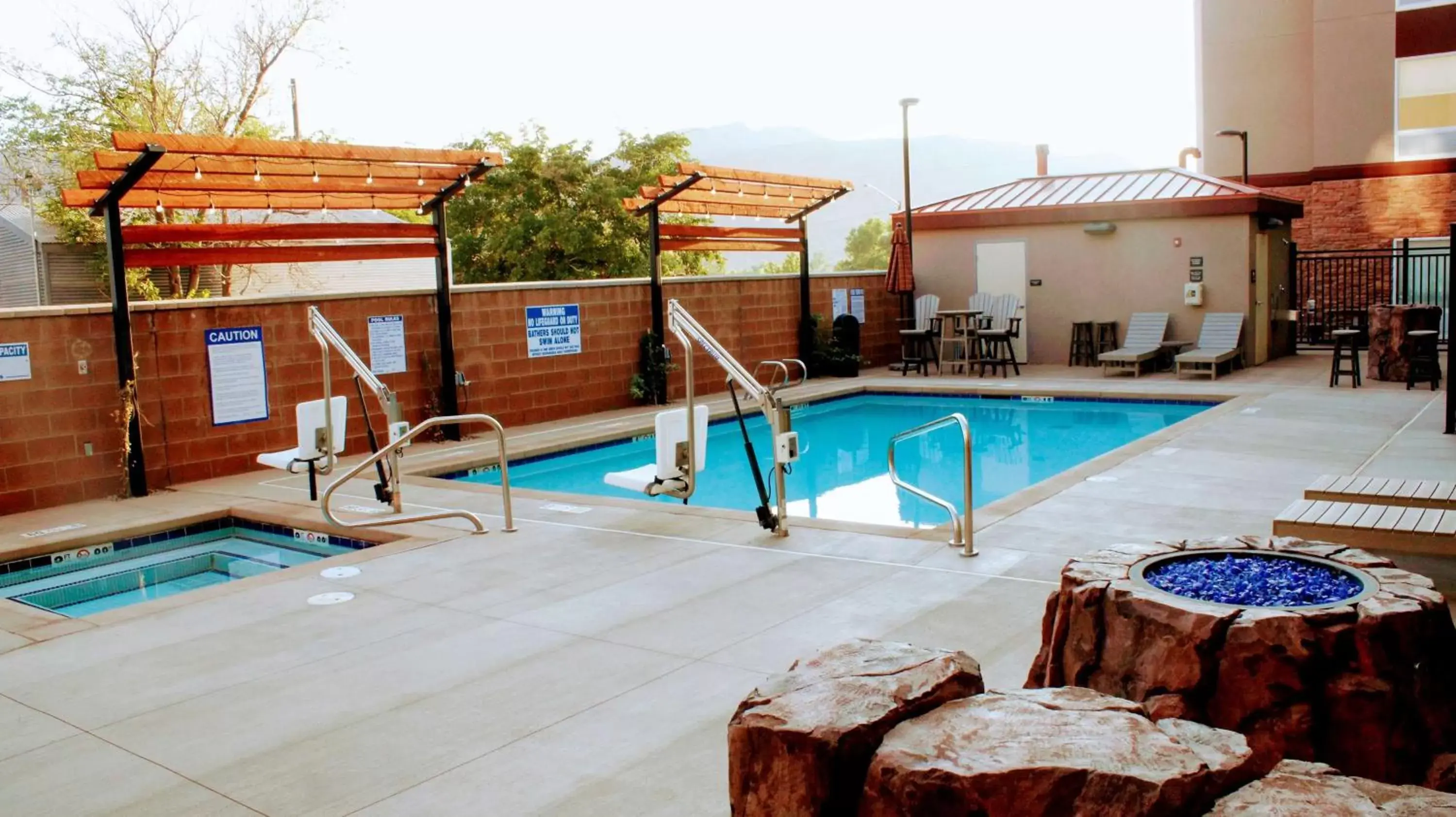 Pool view, Swimming Pool in Hampton Inn Moab