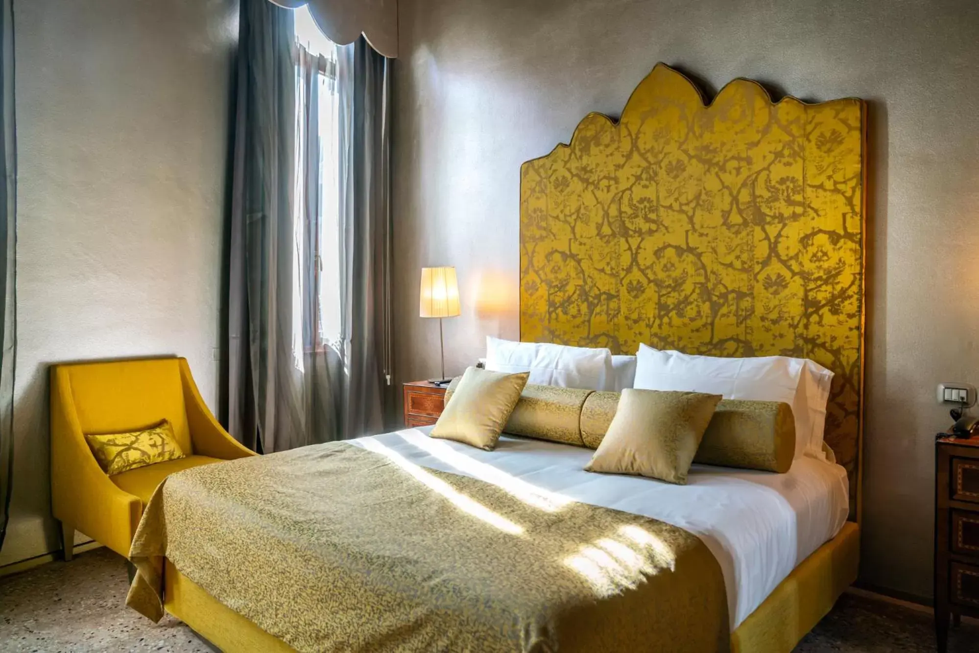 Bed in Excess Venice Boutique Hotel & Private Spa - Adults Only