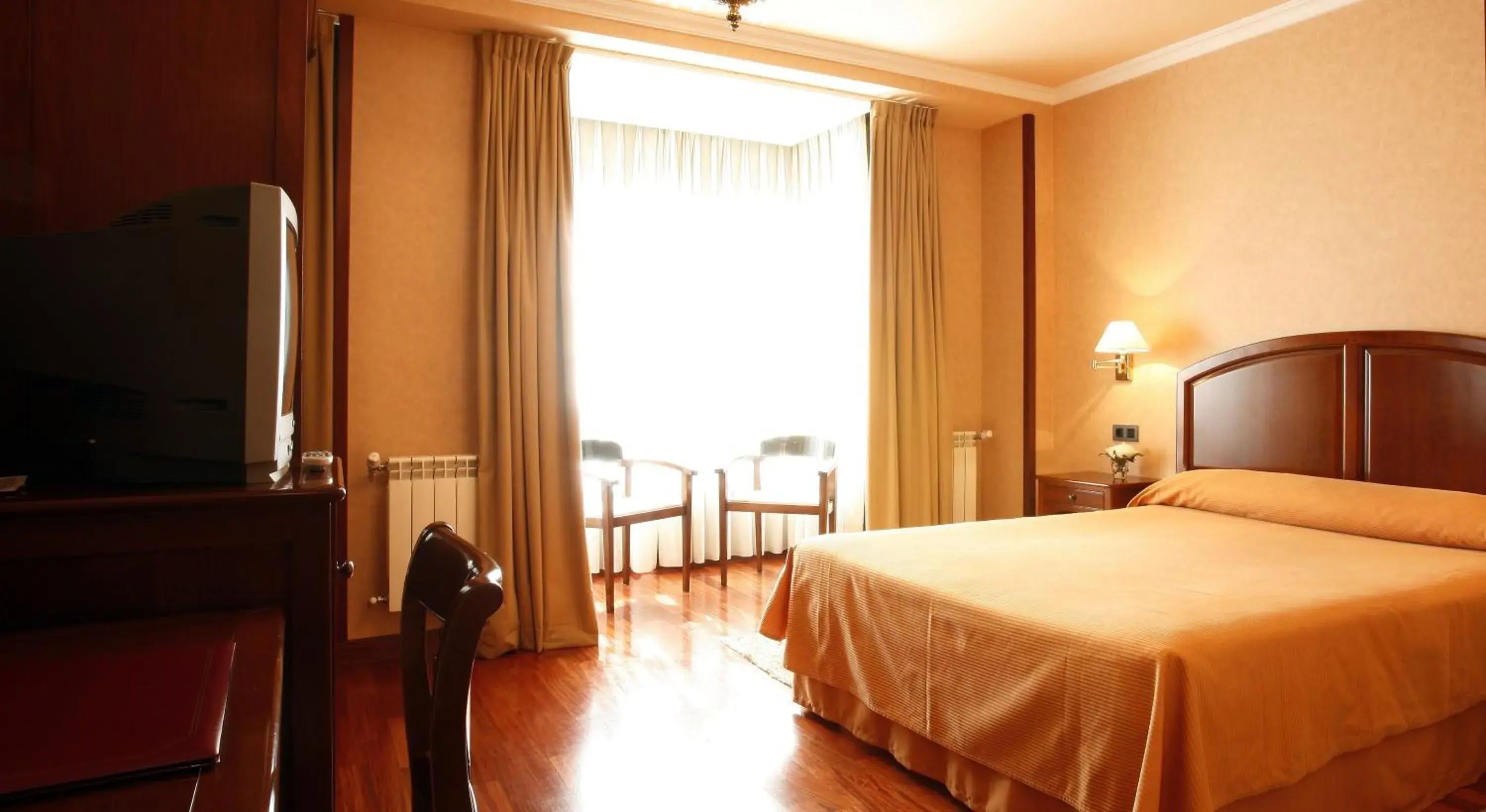 Bedroom, Bed in Hotel Alcomar