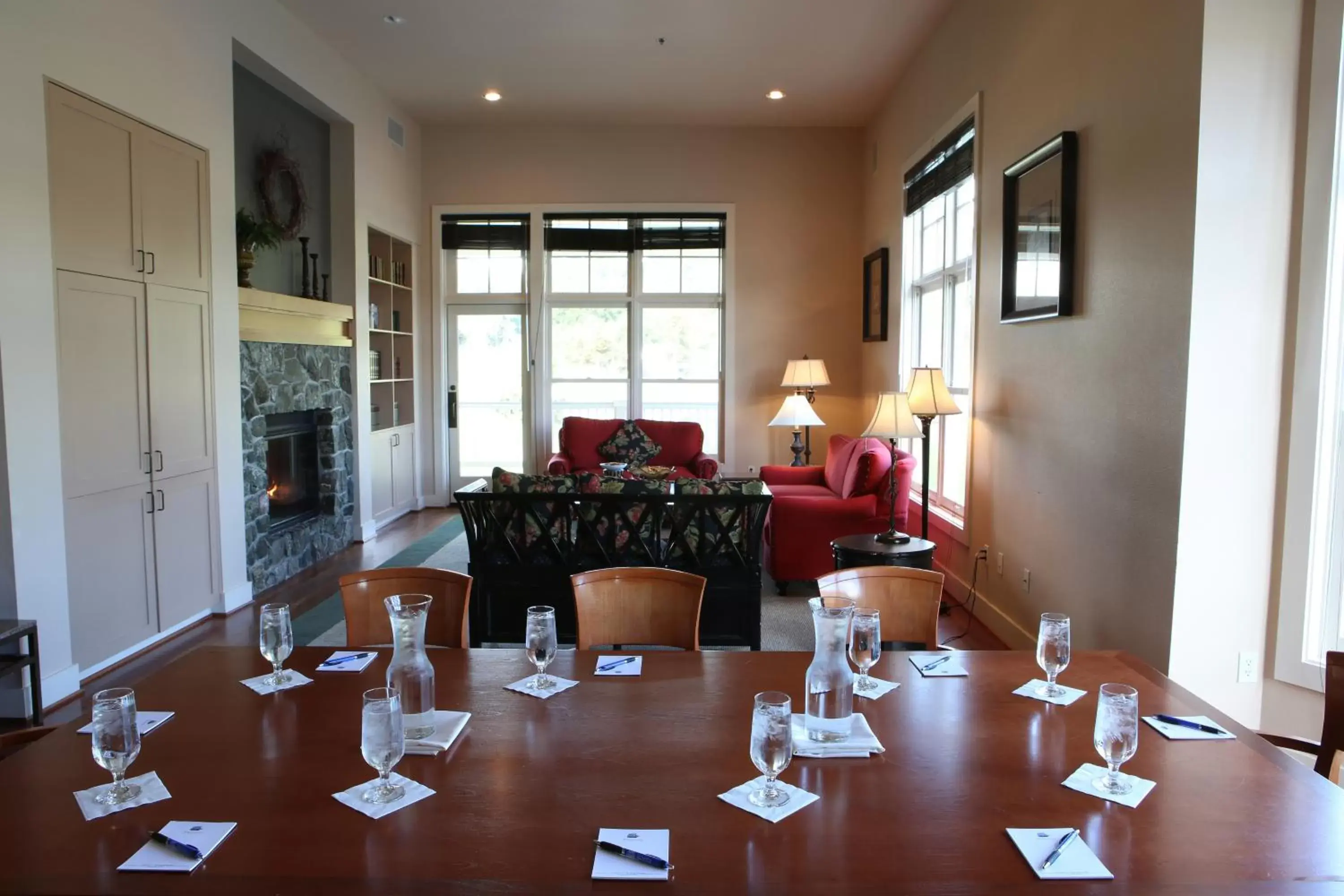 Business facilities, Restaurant/Places to Eat in Resort at Port Ludlow