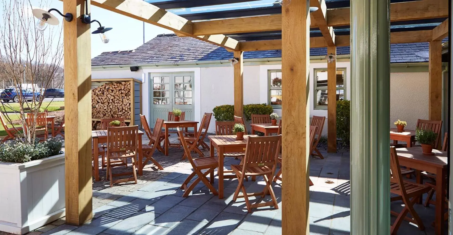 Patio, Restaurant/Places to Eat in The Bluebird Inn at Samlesbury