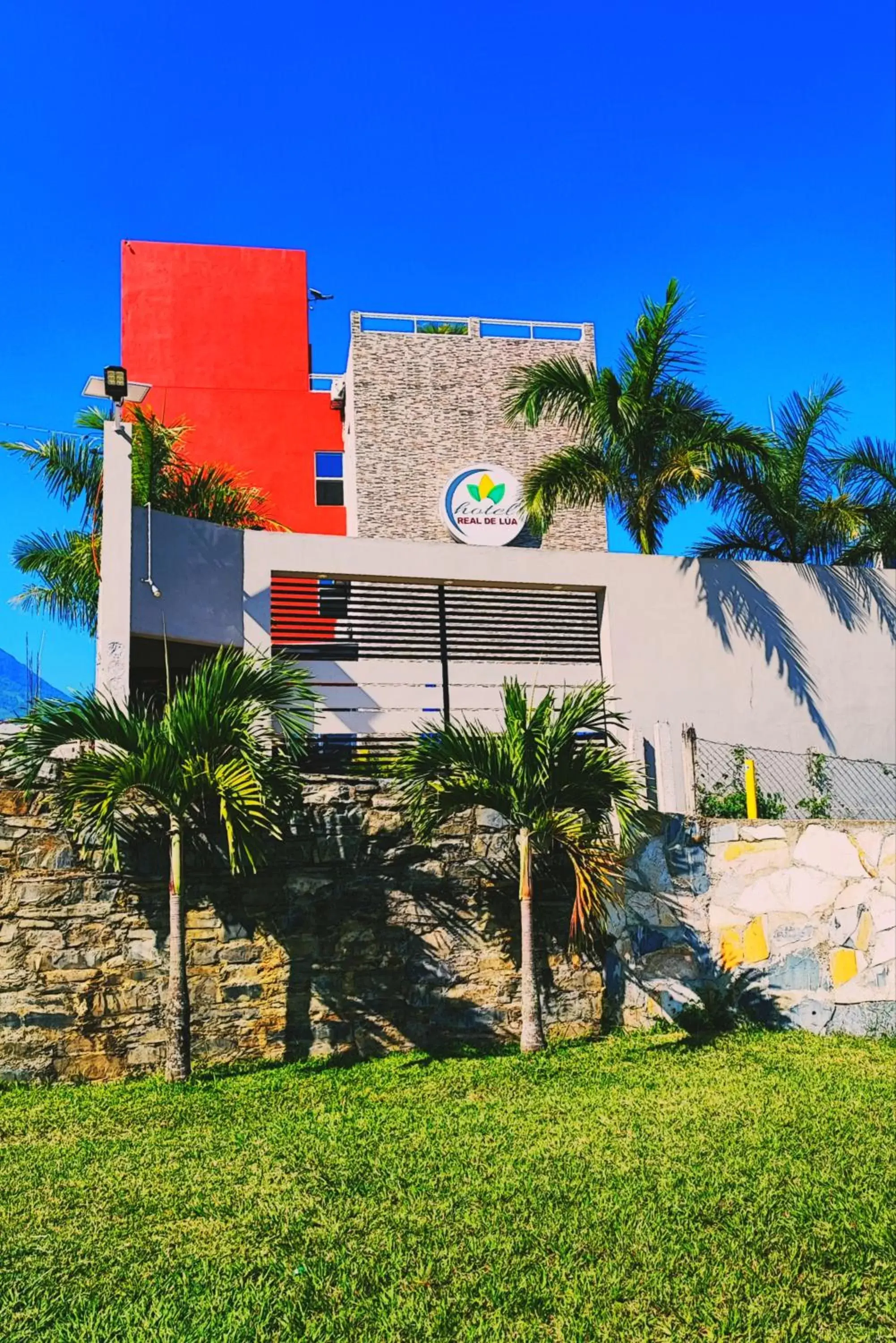 Property Building in Hotel Real de Lua