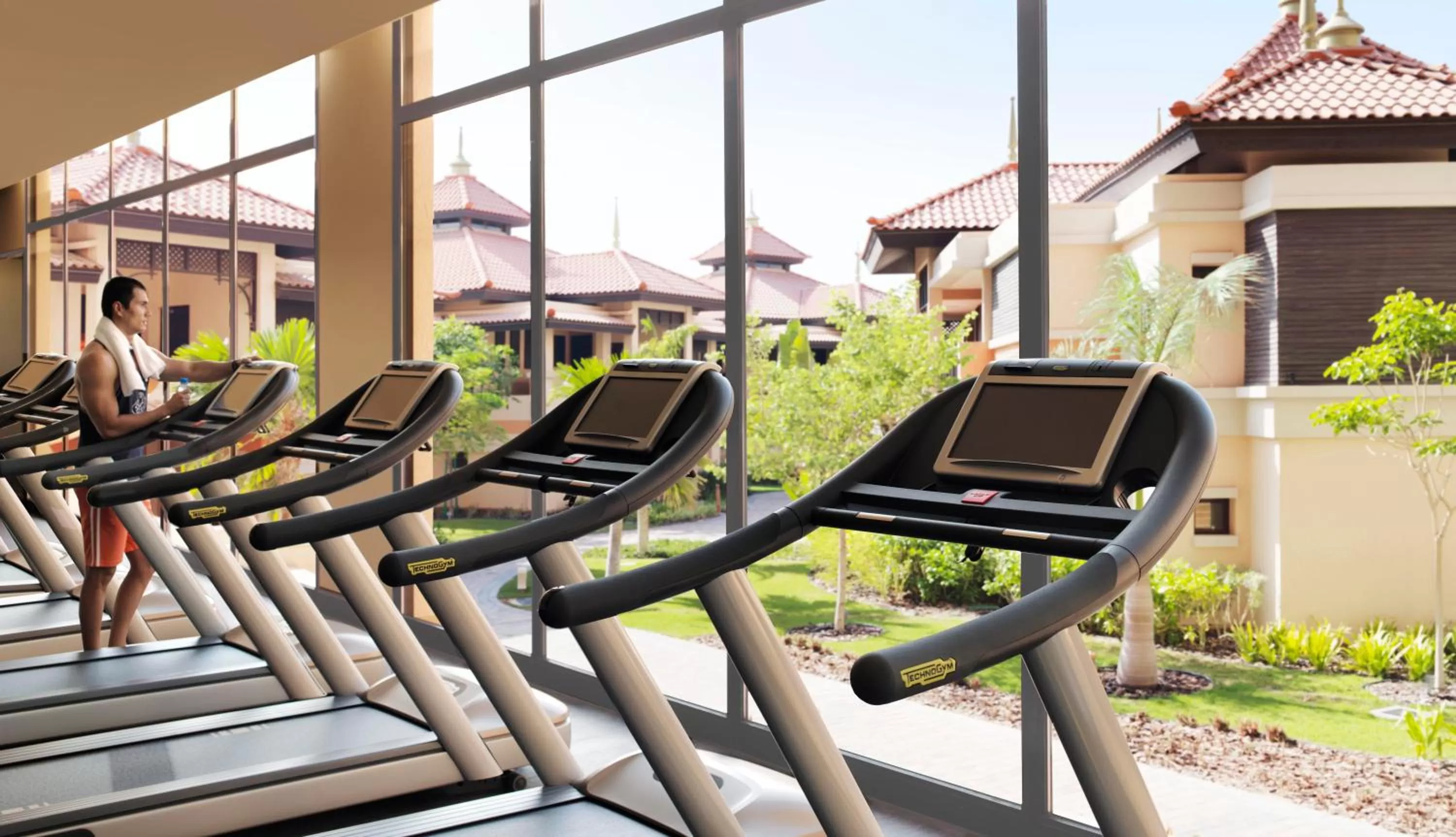 Fitness centre/facilities in Anantara The Palm Dubai Resort