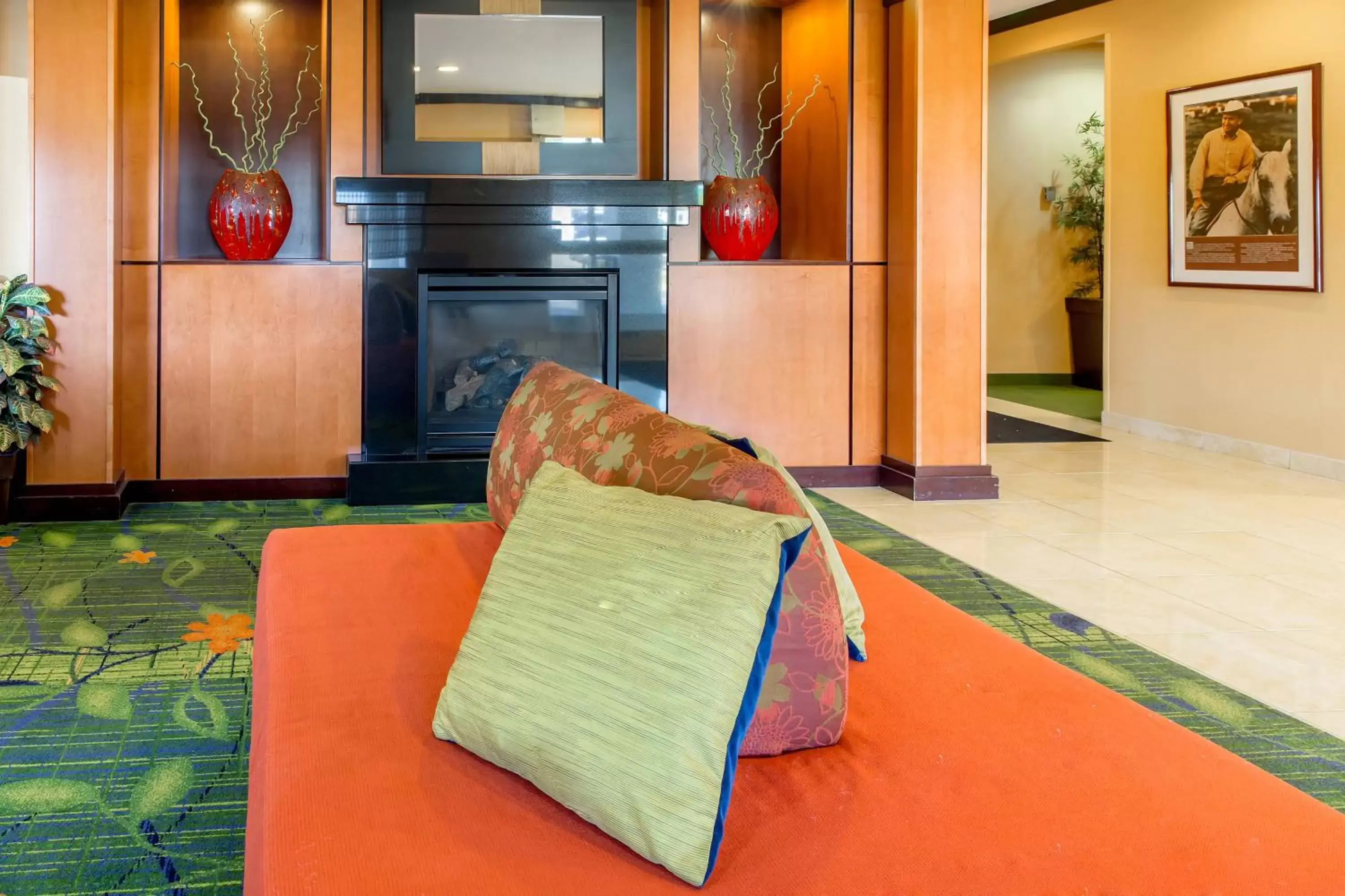 Lobby or reception in Fairfield Inn & Suites Canton