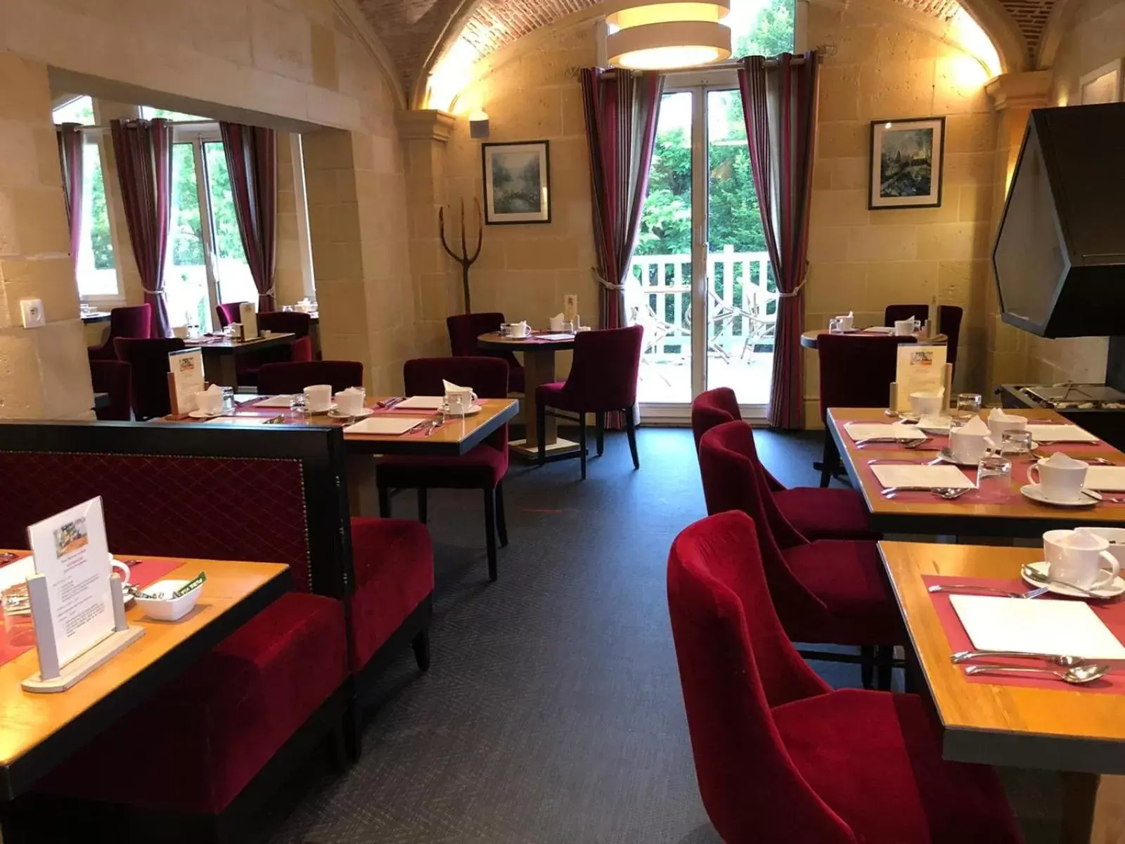 Breakfast, Restaurant/Places to Eat in Villa Augeval Hôtel de charme & Spa