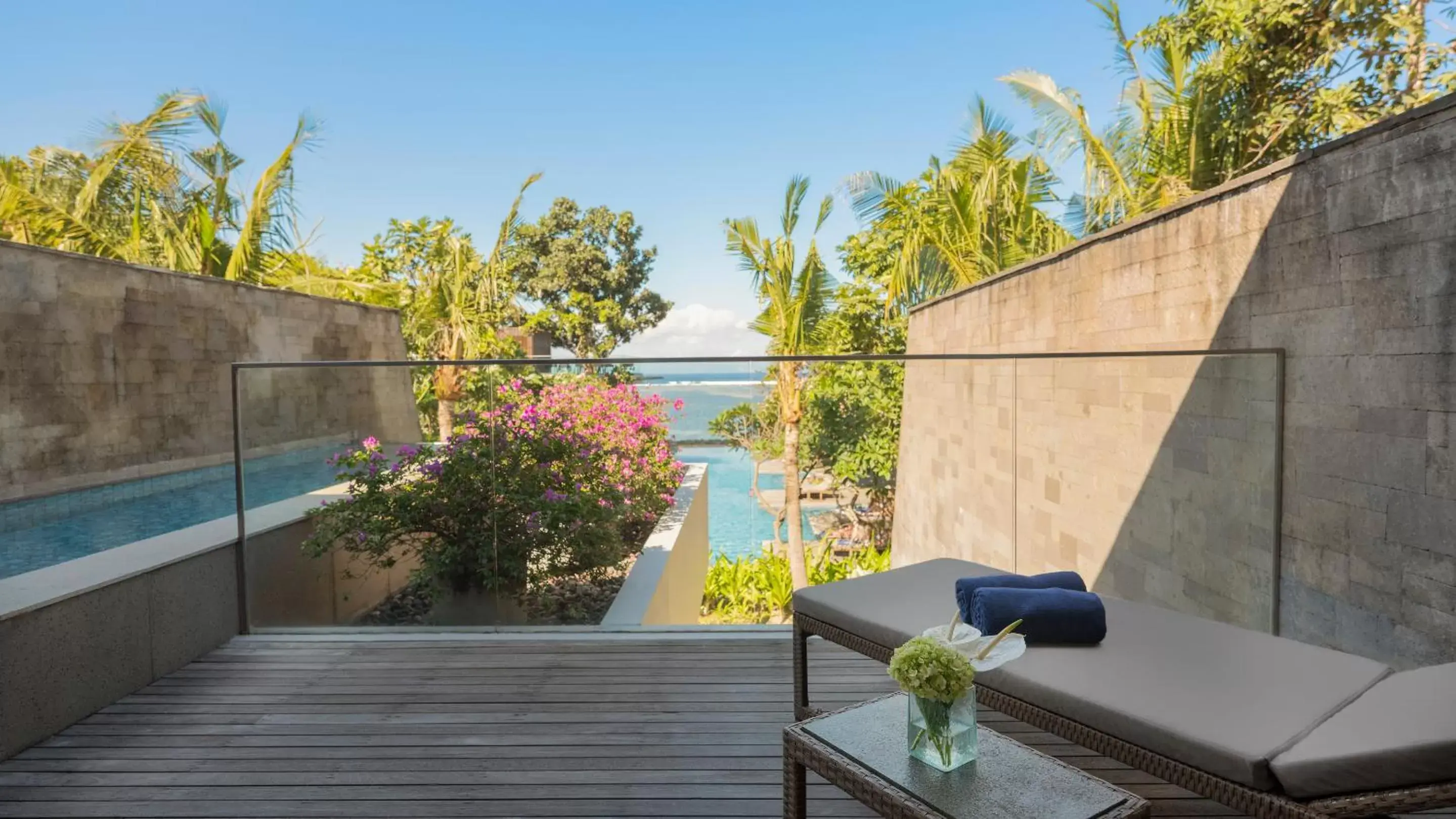 Balcony/Terrace in Maya Sanur Resort & Spa