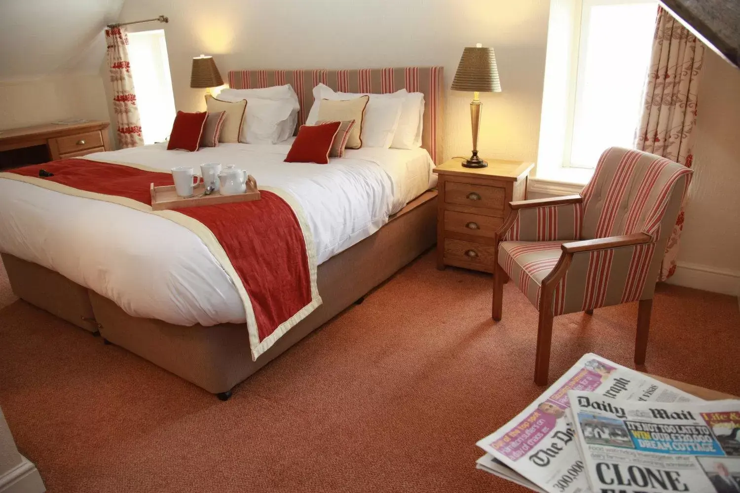 Bed in Three Salmons Hotel