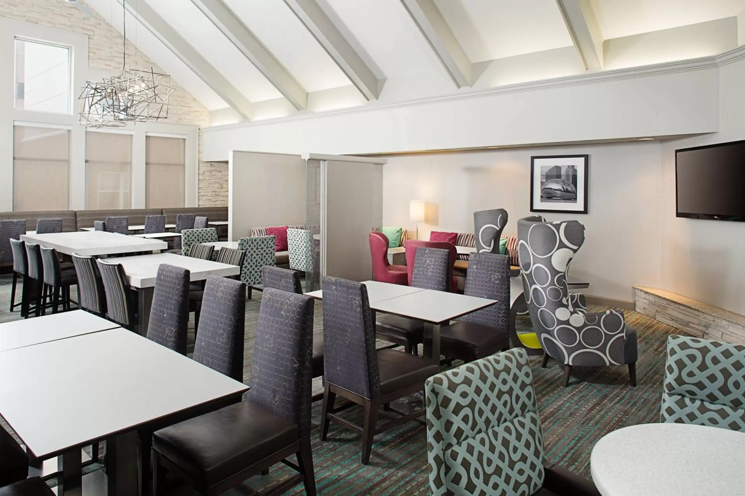 Restaurant/Places to Eat in Residence Inn Chicago O'Hare