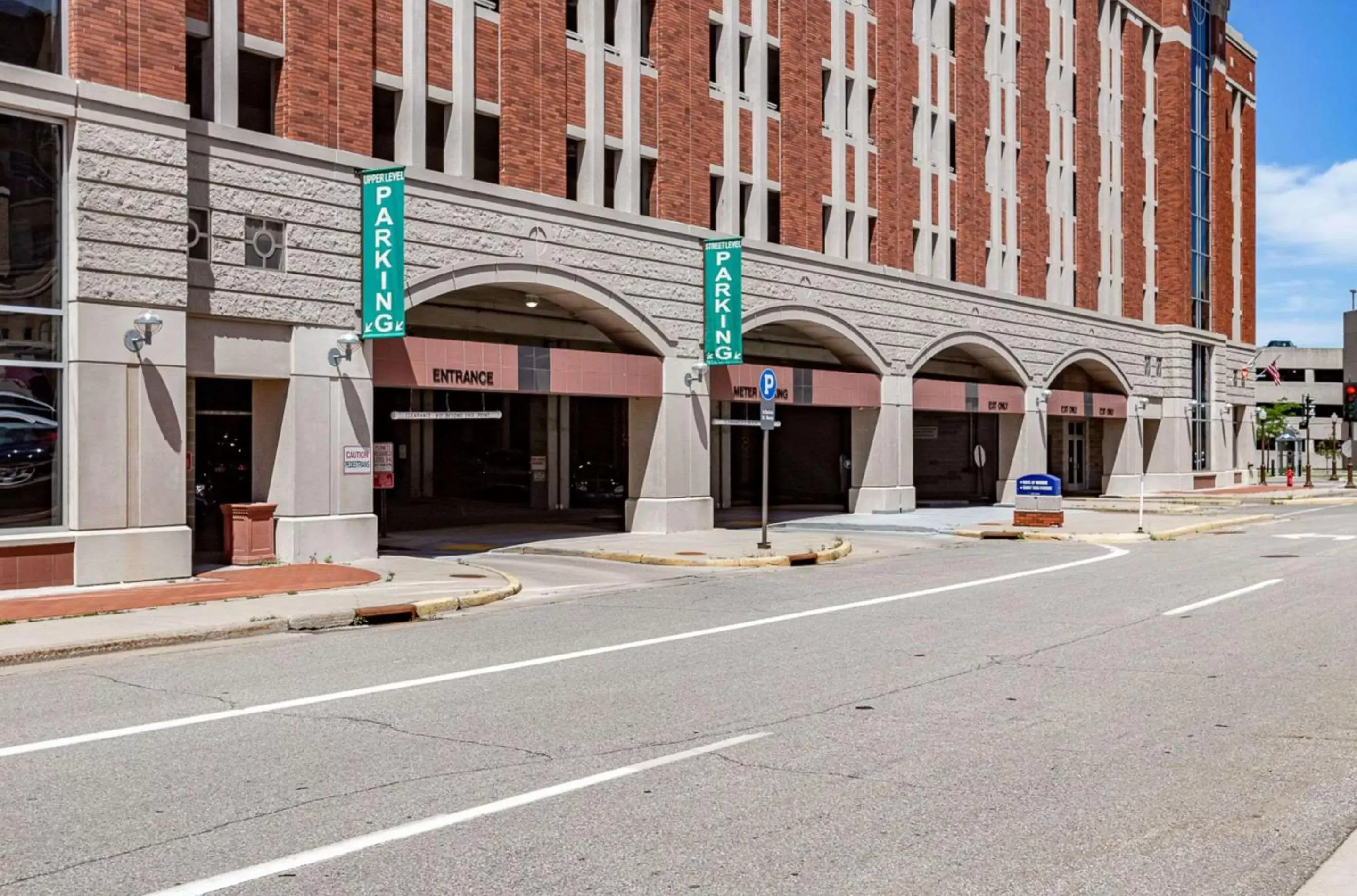 Property Building in Jefferson Street Inn, a Member of Radisson Individuals