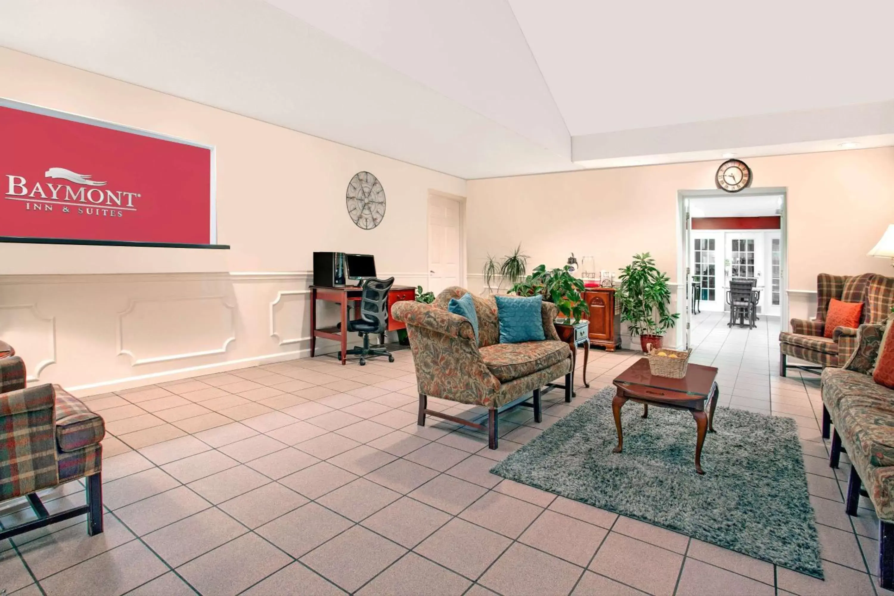 Lobby or reception, Seating Area in Baymont by Wyndham Brunswick GA