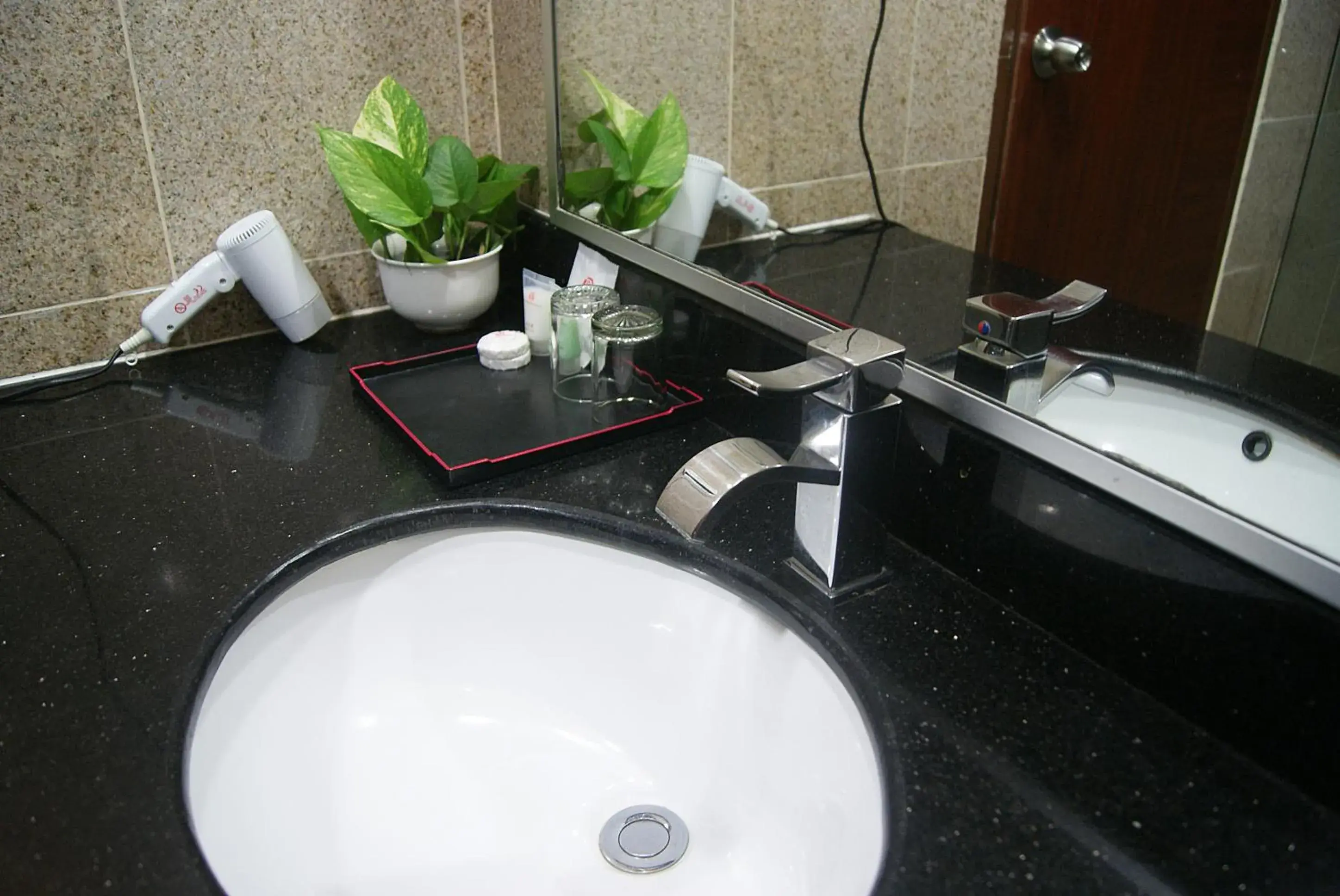 Bathroom in Tang Dynasty Bay Hotel