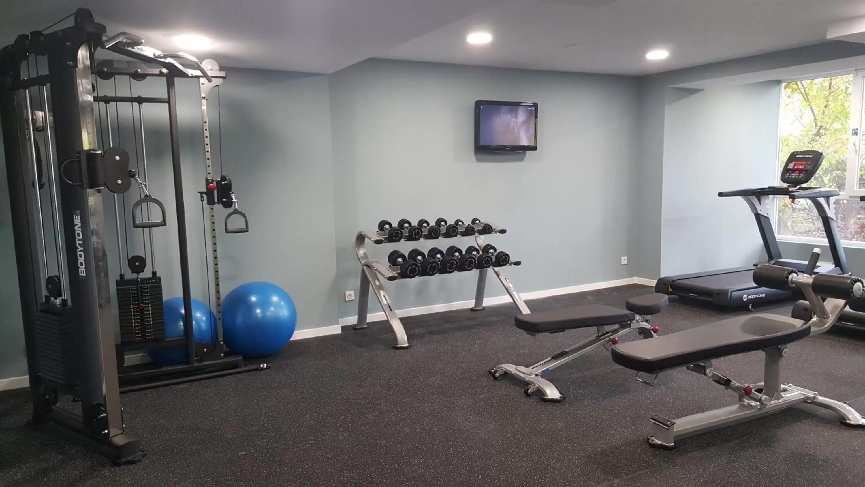 Fitness Center/Facilities in Senator Barajas