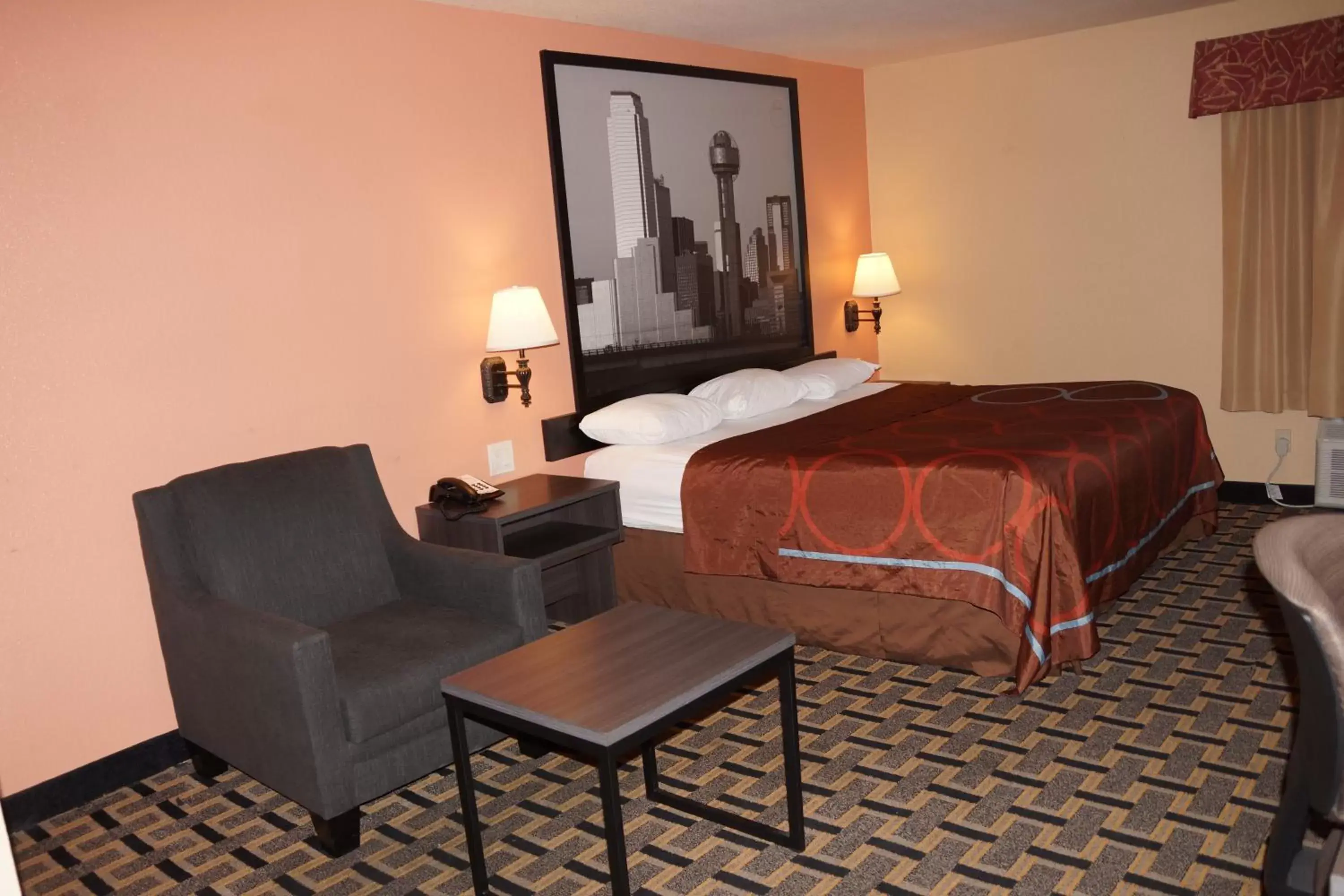 Bed in Super 8 by Wyndham Farmers Branch/North Dallas