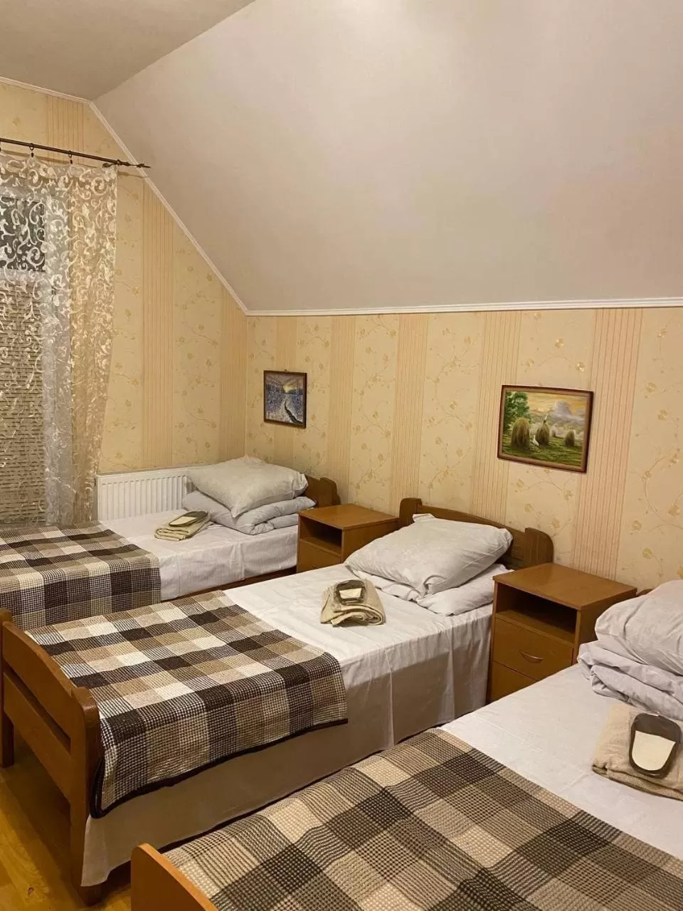 Bed in Inn Khlibodarskiy