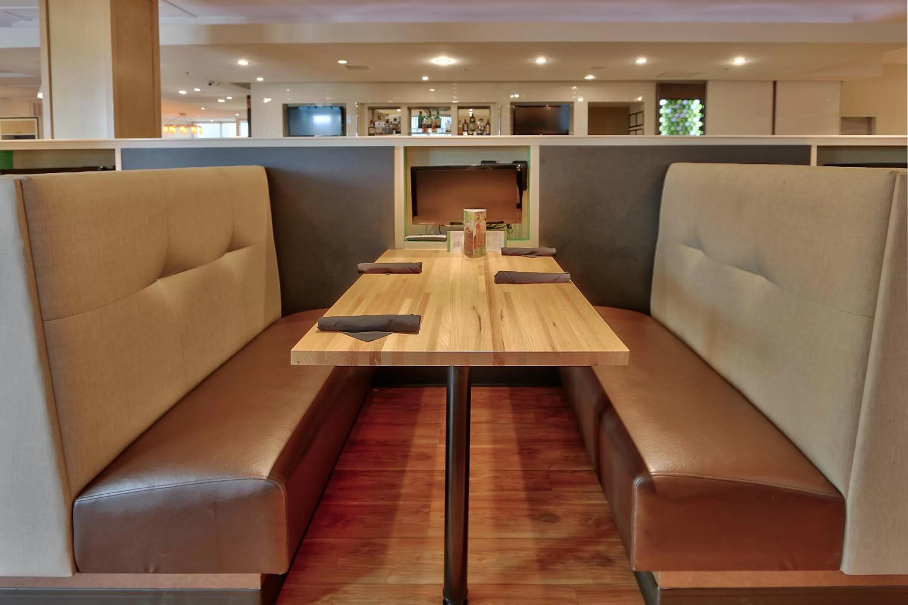 Restaurant/places to eat in Holiday Inn Roswell by IHG