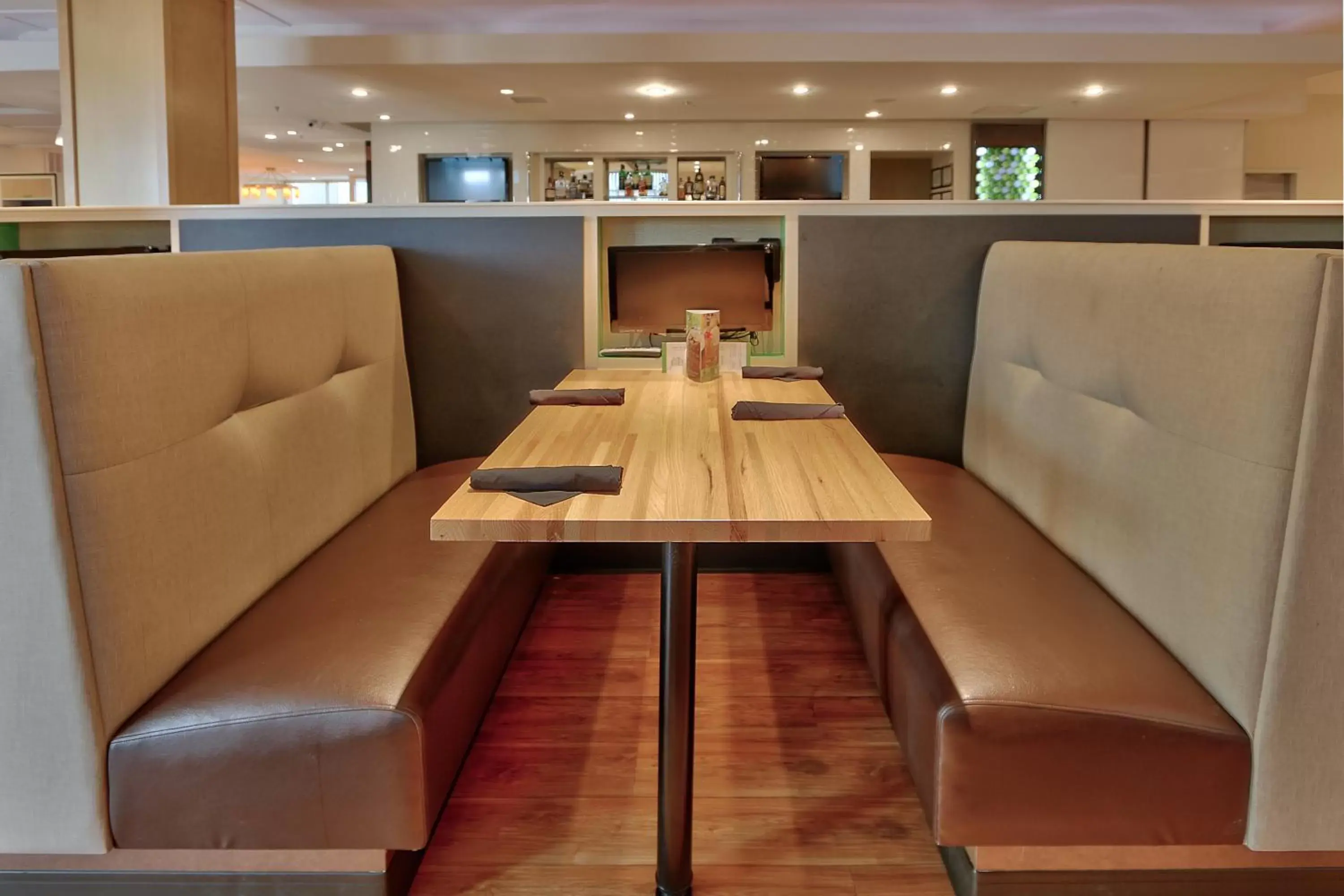 Restaurant/places to eat in Holiday Inn Roswell by IHG Restaurant/places to eat in Holiday Inn Roswell by IHG