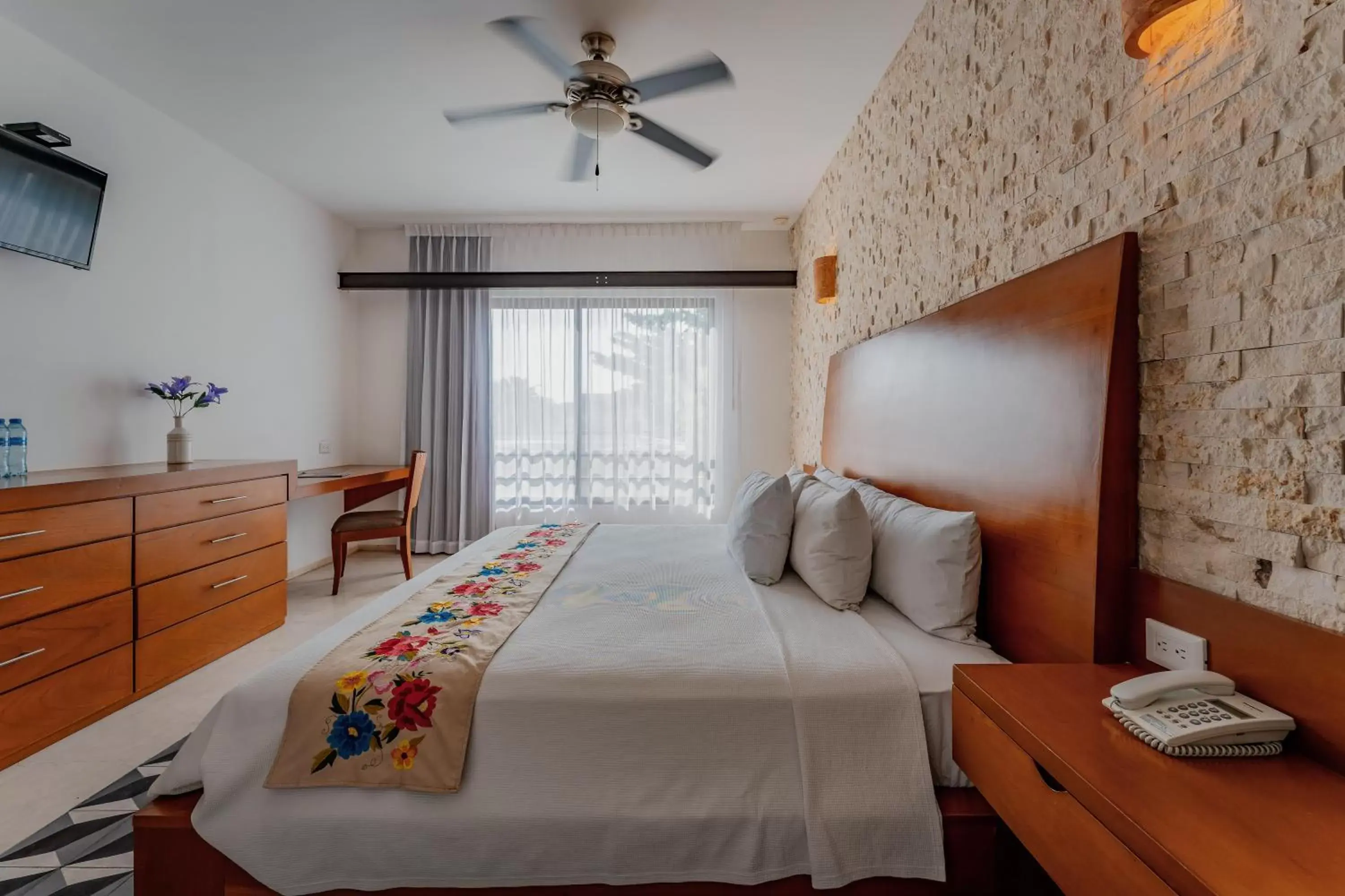 Bed in Casona Las Tres Marías - Hotel Only adults Bed in Casona Las Tres Marías - Hotel Only adults