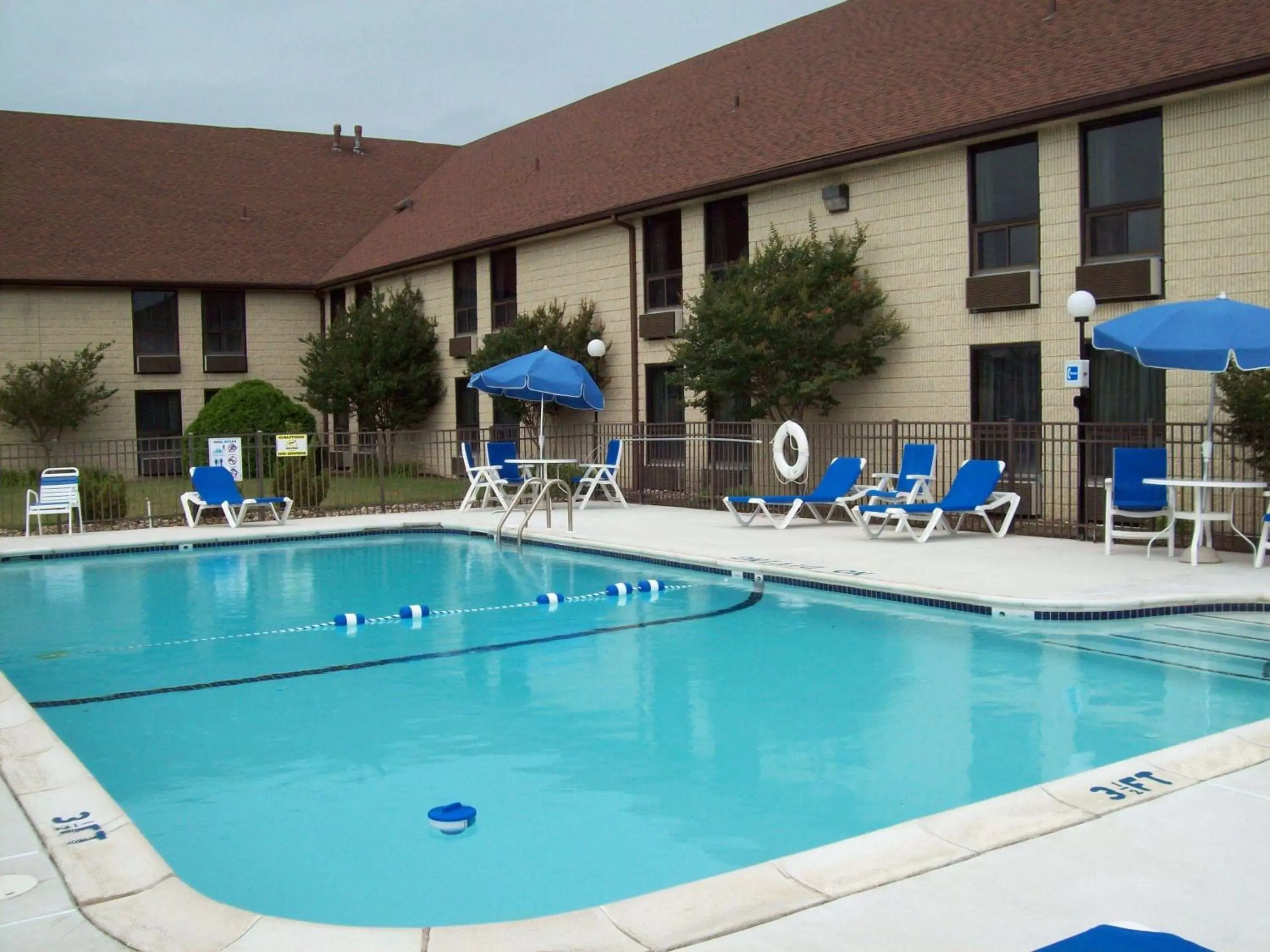 On site, Swimming Pool in Best Western Galaxy Inn