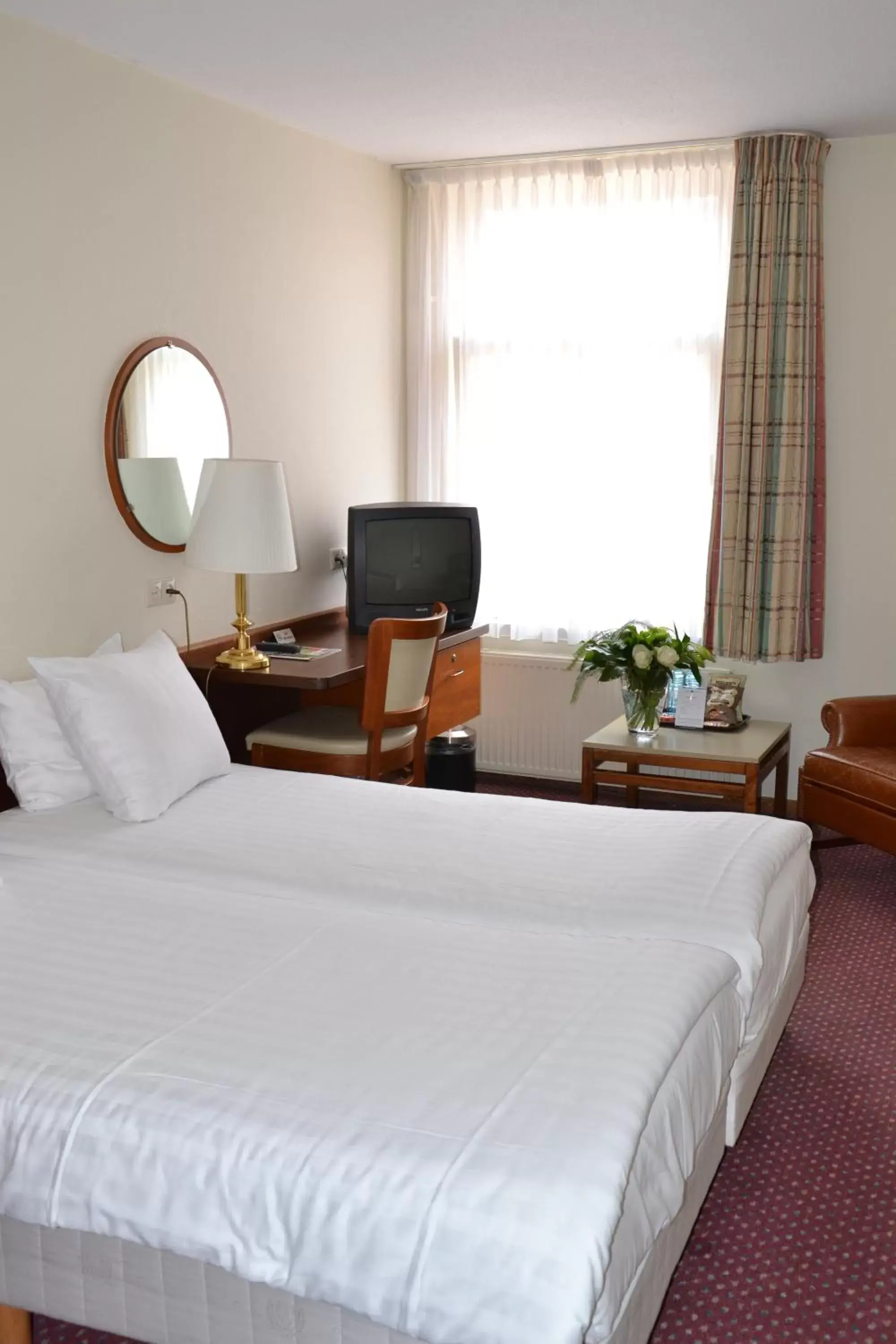 Photo of the whole room, Bed in Fletcher Hotel De Zalm
