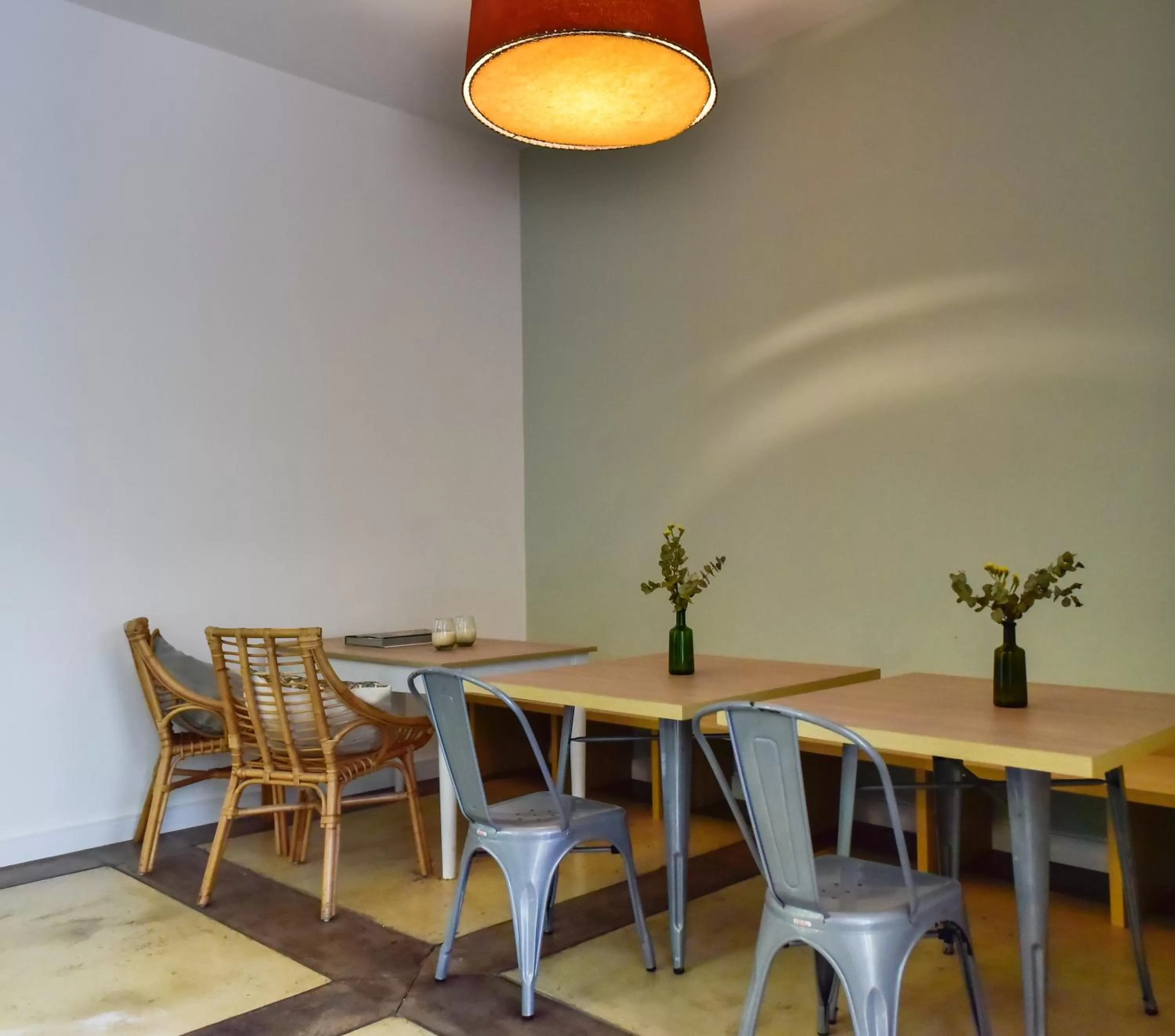 Seating area, Dining Area in Casa Caravan - Plant Based Concept House