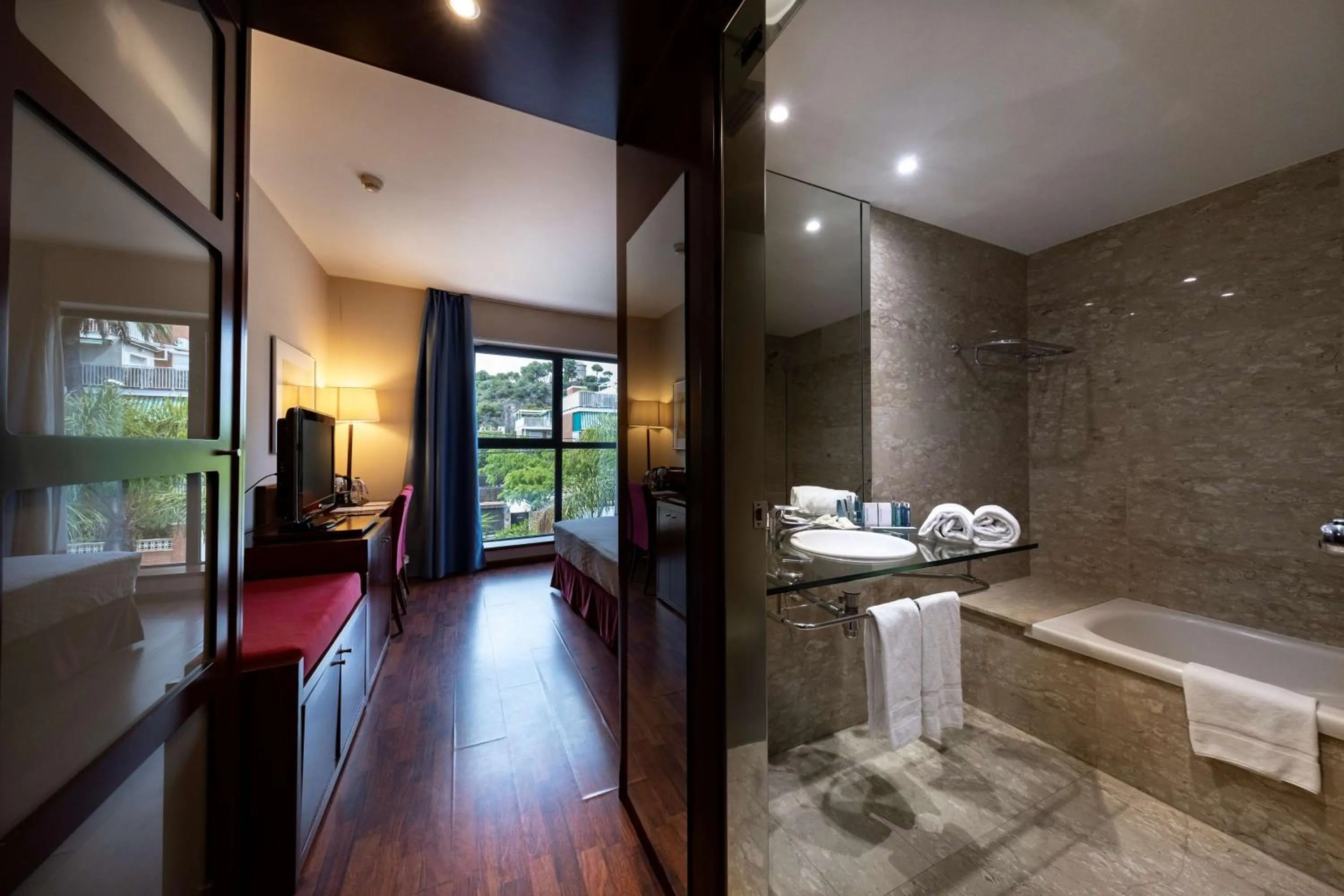 Bathroom in Best Western Hotel Mediterraneo