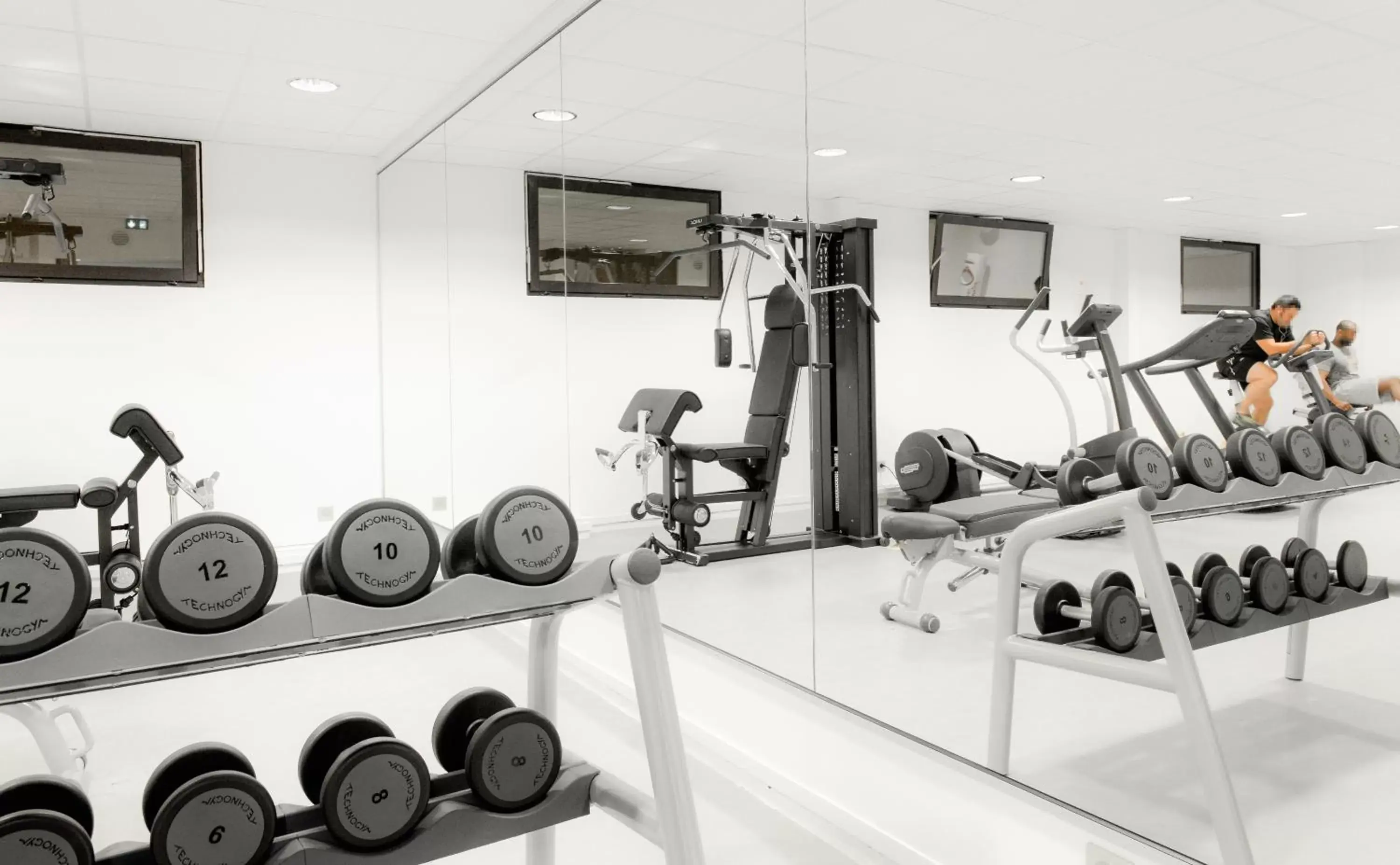 Fitness centre/facilities, Fitness Center/Facilities in Mercure Caen Centre Port De Plaisance