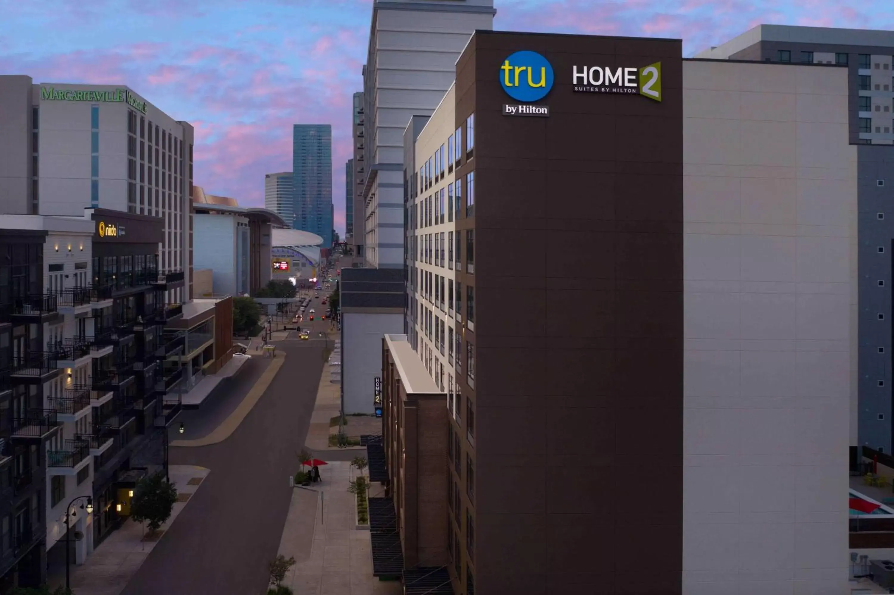 Property building in Tru By Hilton Nashville Downtown Convention Center