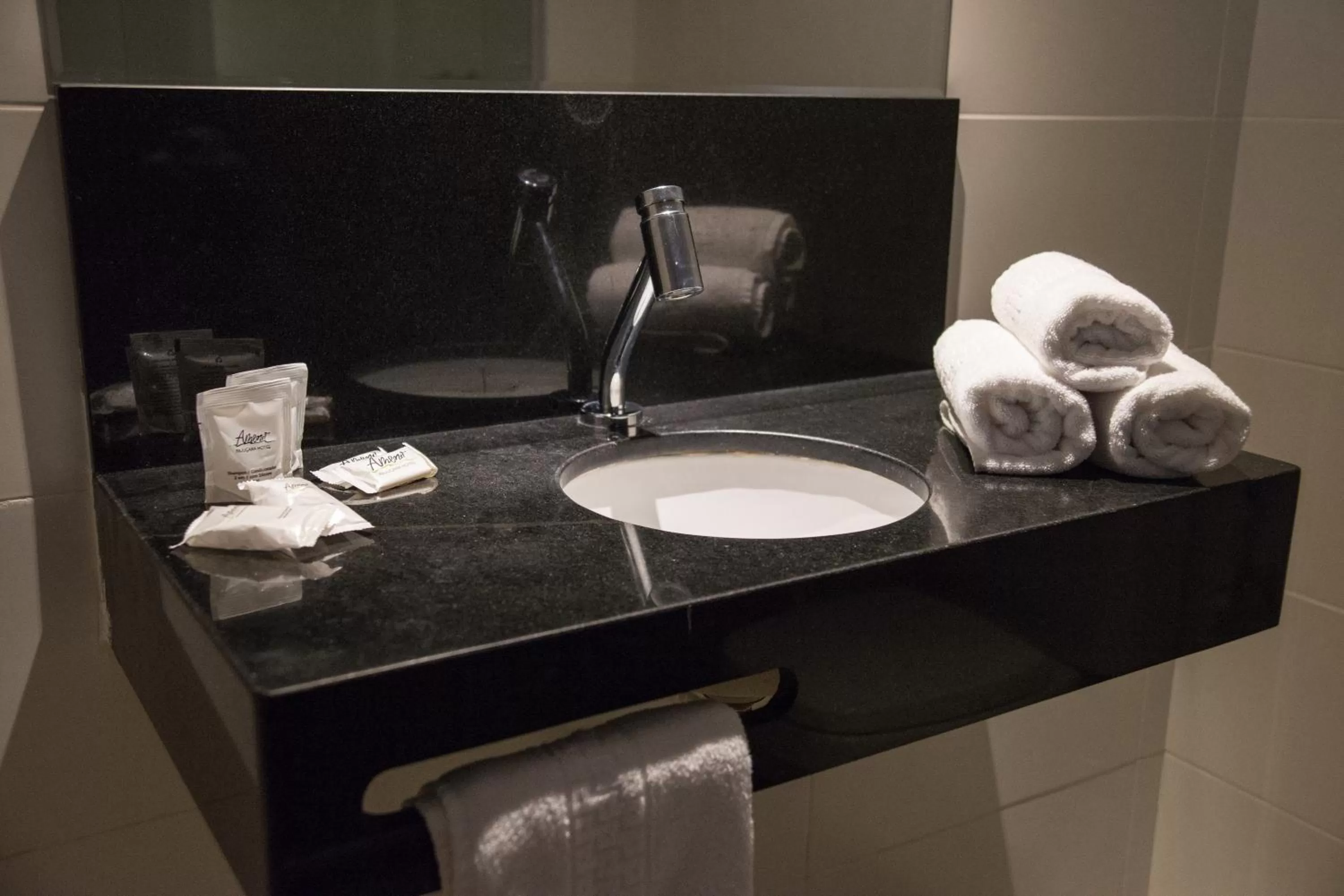 Bathroom in Amenit Hotel