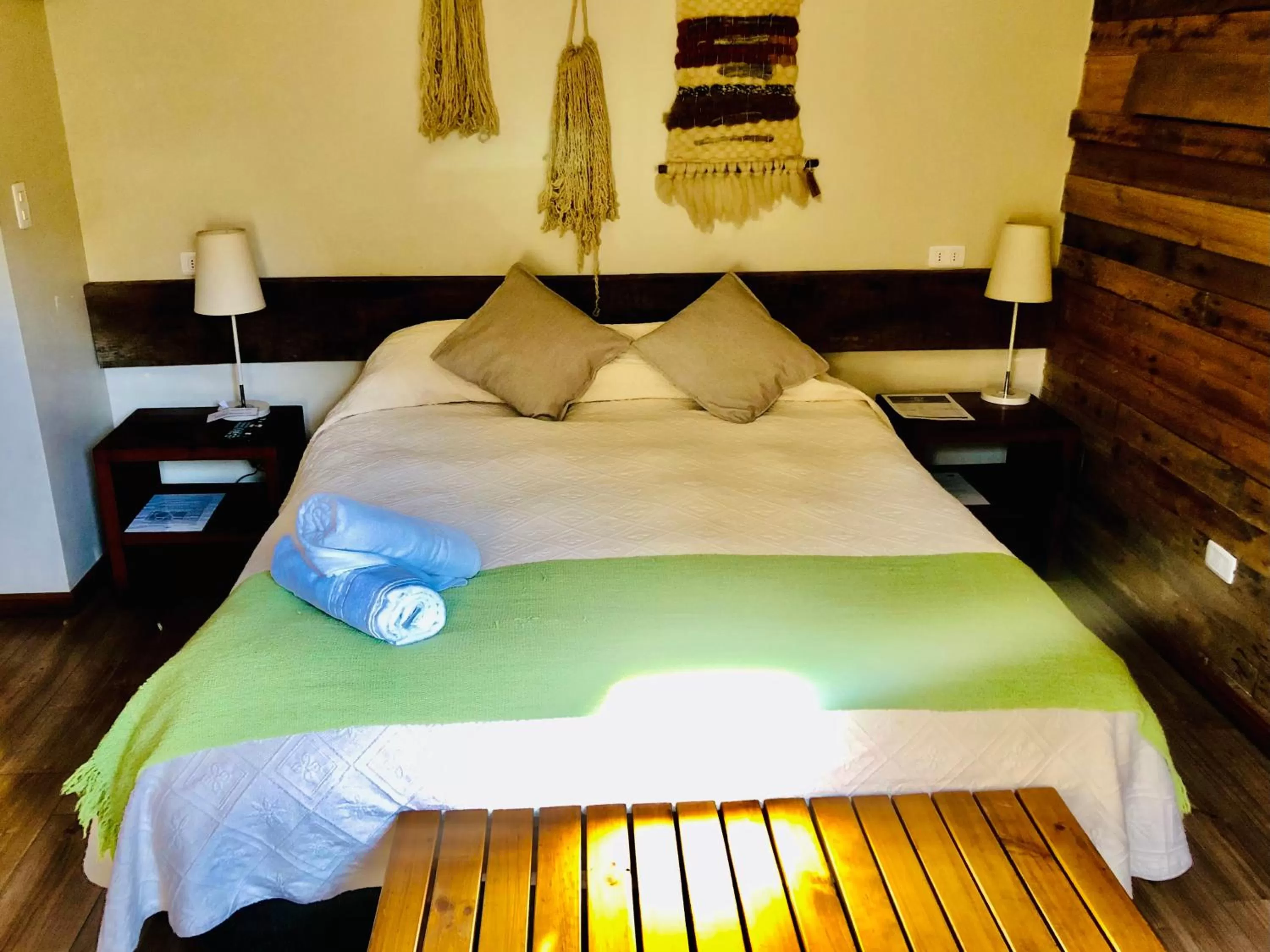 Bedroom, Bed in Hotel 381 Panguipulli