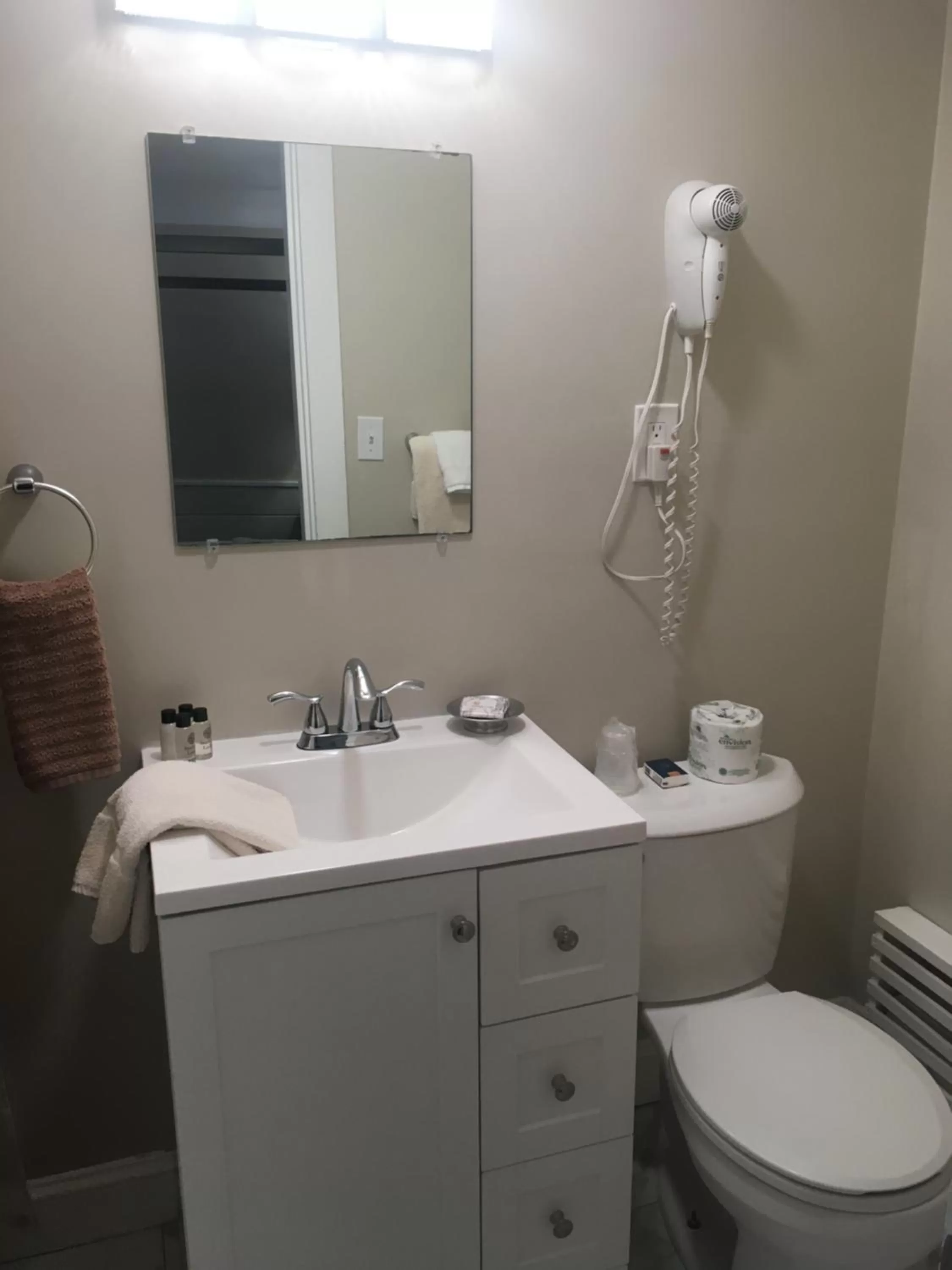 King Room in Starlight Lodge North Conway