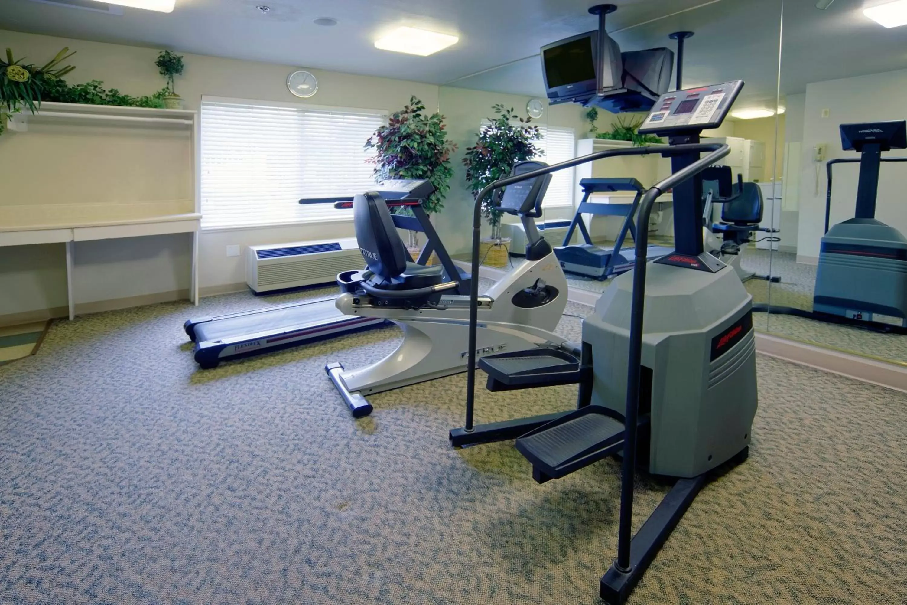 Fitness centre/facilities, Fitness Center/Facilities in Extended Stay America Suites - Piscataway - Rutgers University