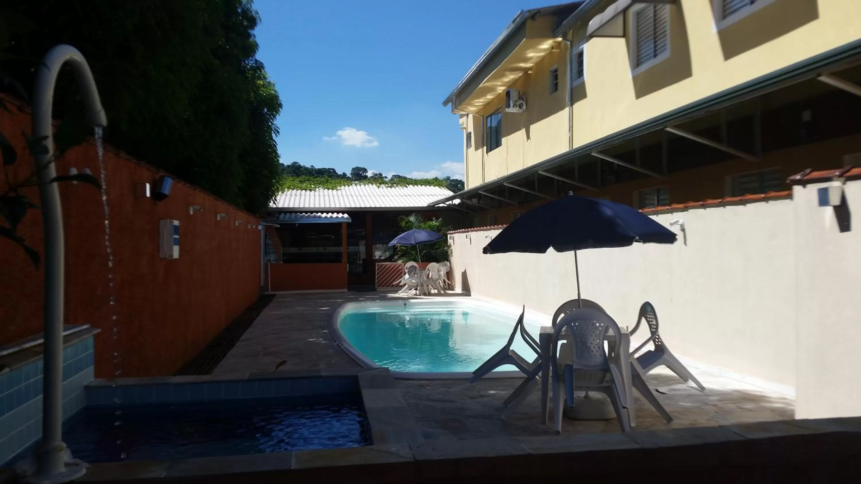 Pool view in Hotel Buriti Itupeva