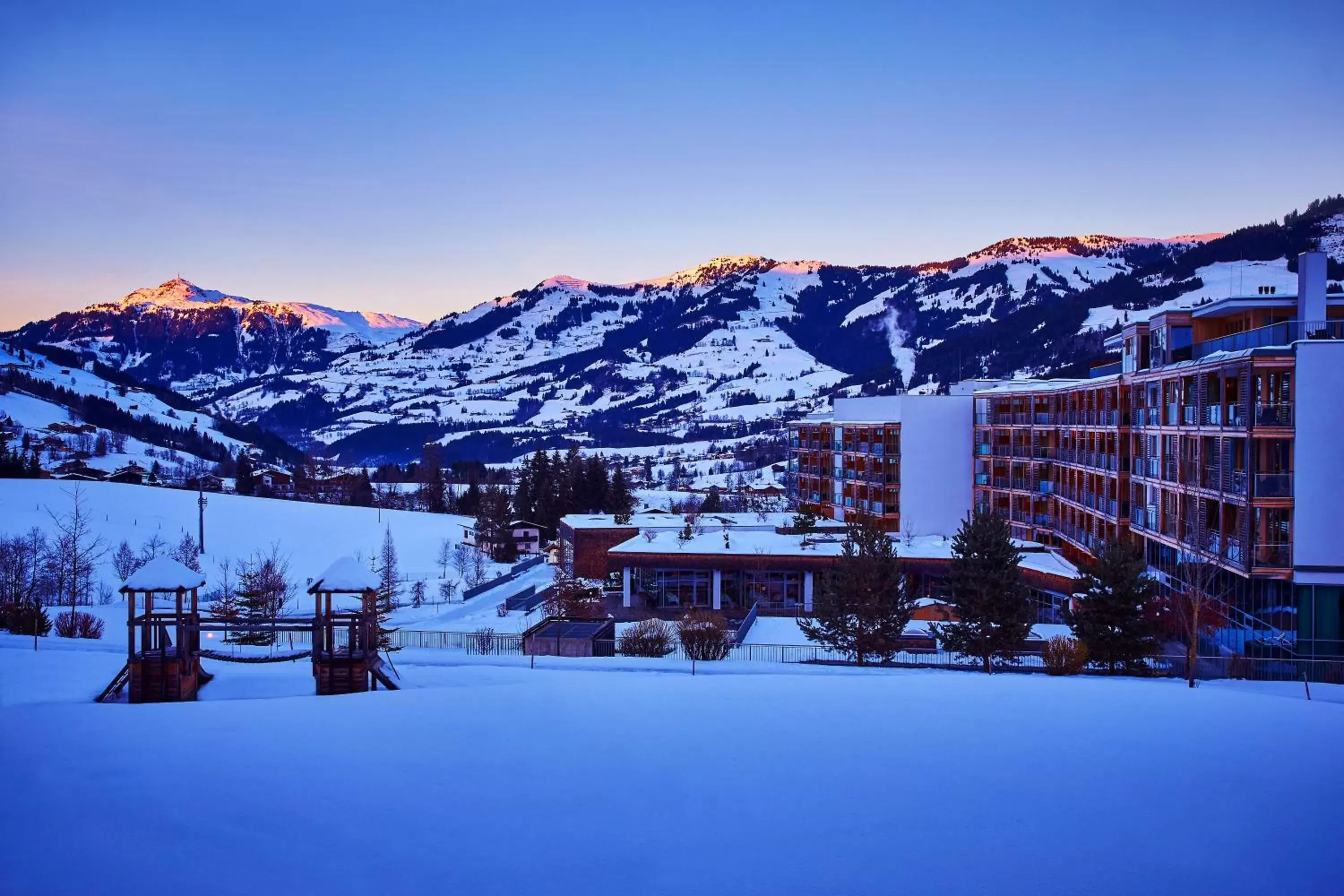 Property building, Winter in Kempinski Hotel Das Tirol