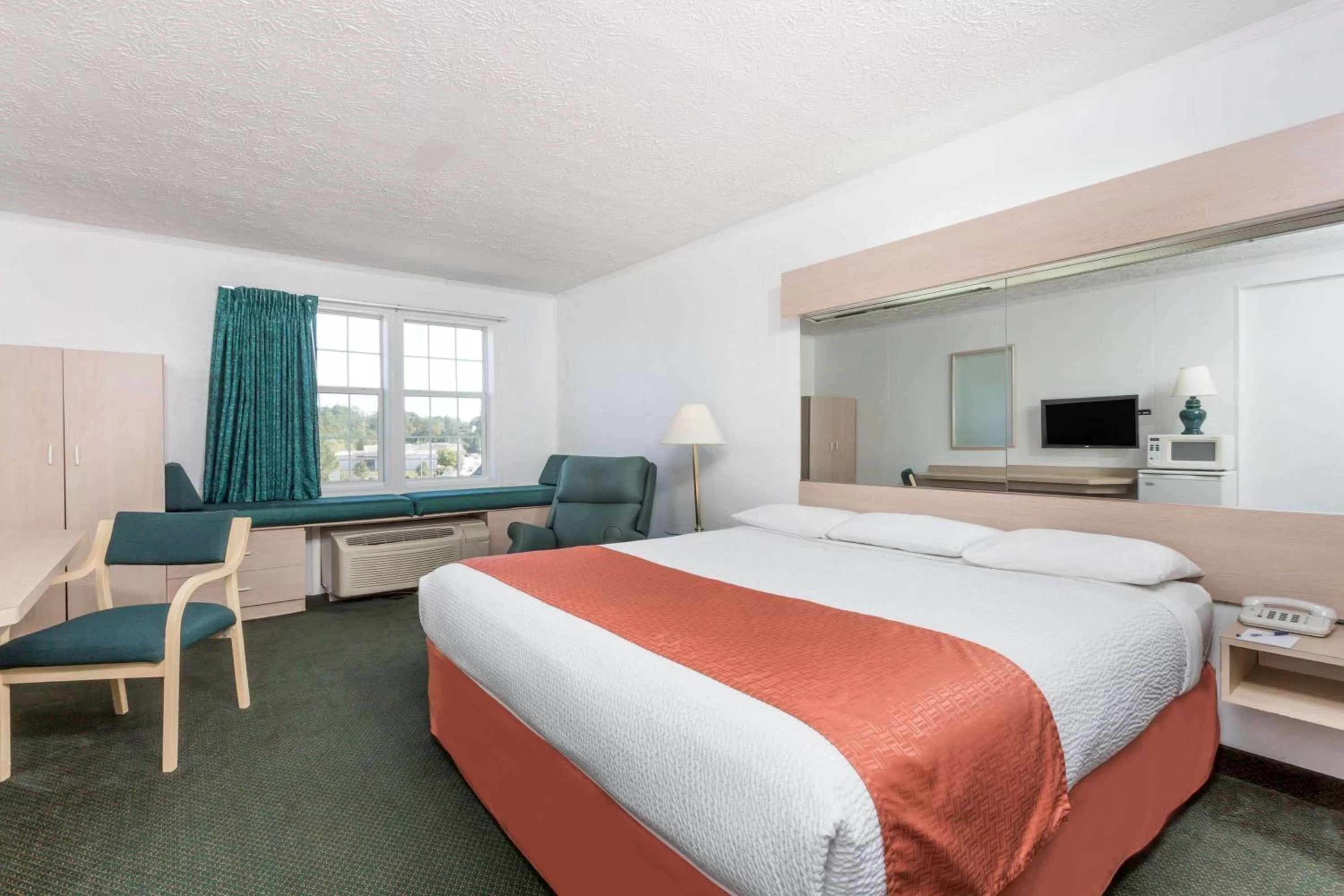 Photo of the whole room in Microtel Inn by Wyndham Athens