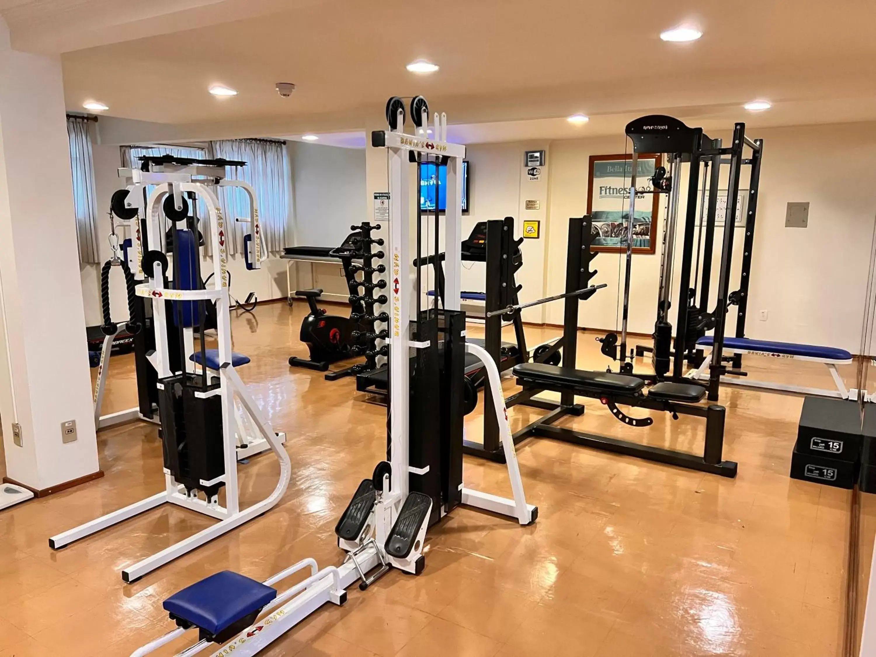 Fitness centre/facilities in Hotel Bella Italia Fitness centre/facilities in Hotel Bella Italia