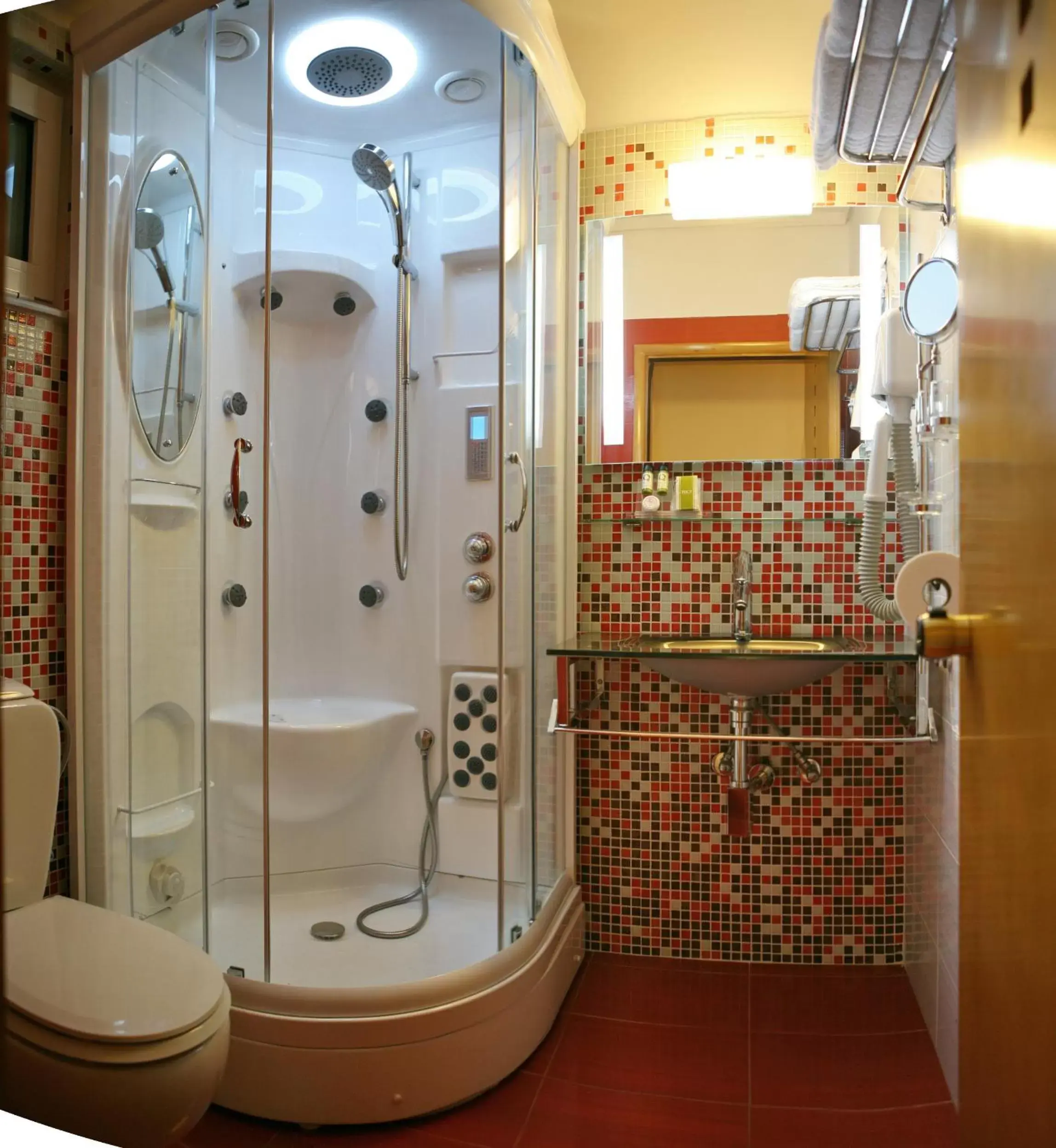 Bathroom in Heliotrope Hotels