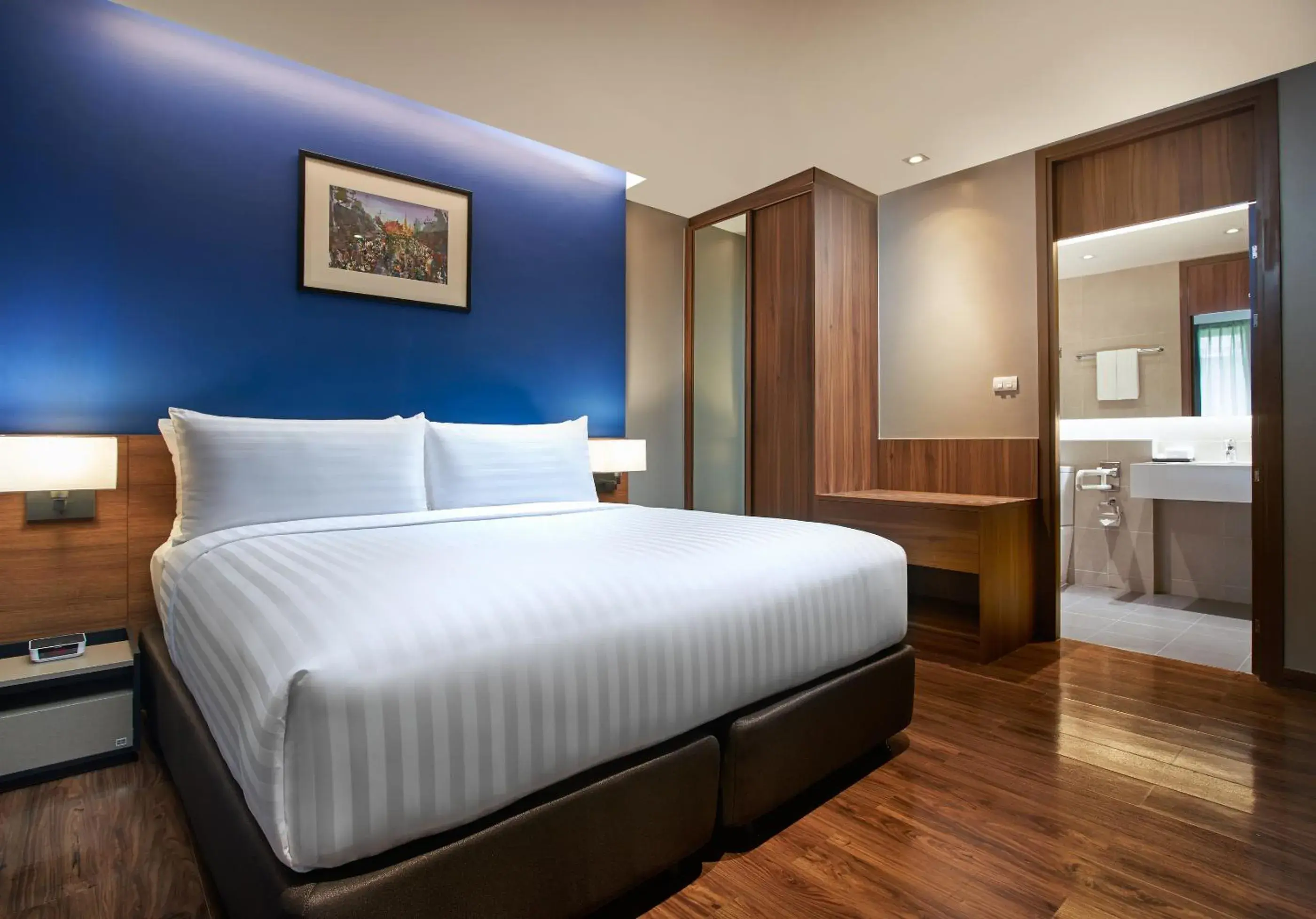 Bed in Amp Am House Bangkok Hotel