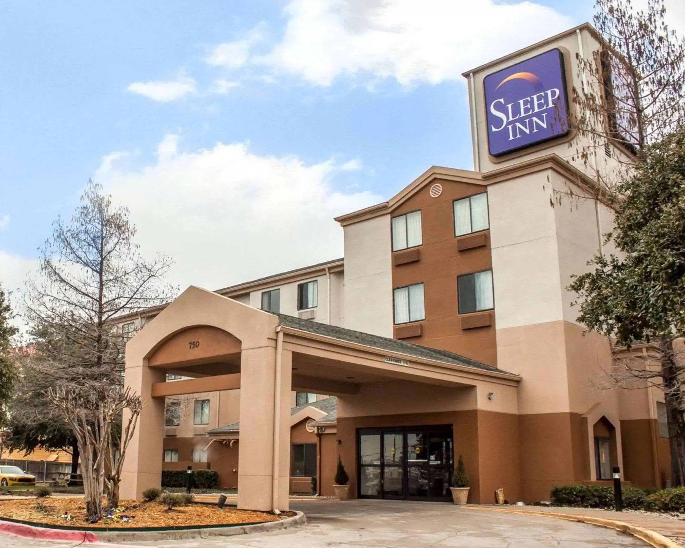 Property building in Sleep Inn Arlington Near Six Flags