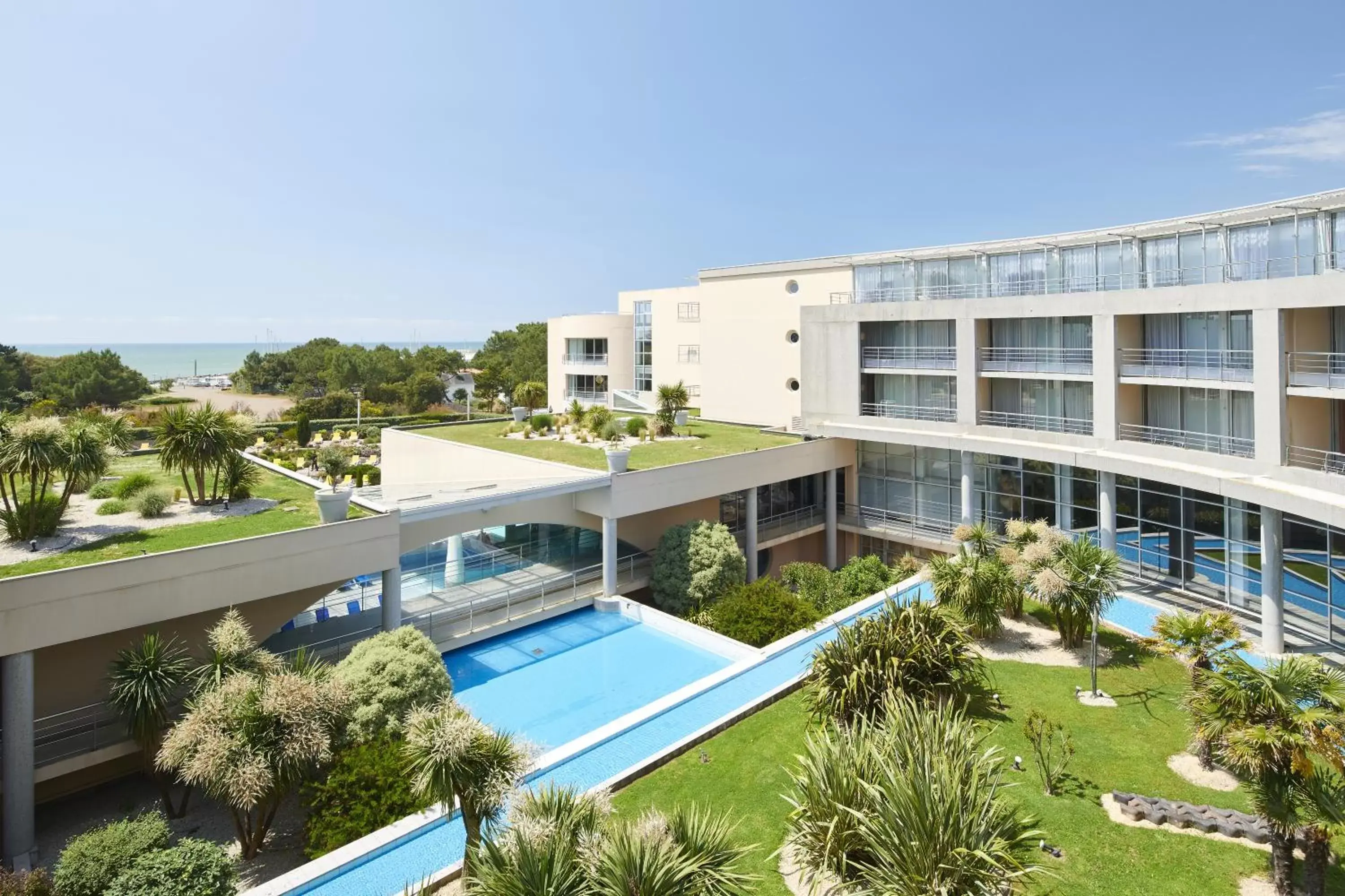 Pool view in Club Vacances Bleues Les Jardins De l'Atlantique Pool view in Club Vacances Bleues Les Jardins De l'Atlantique