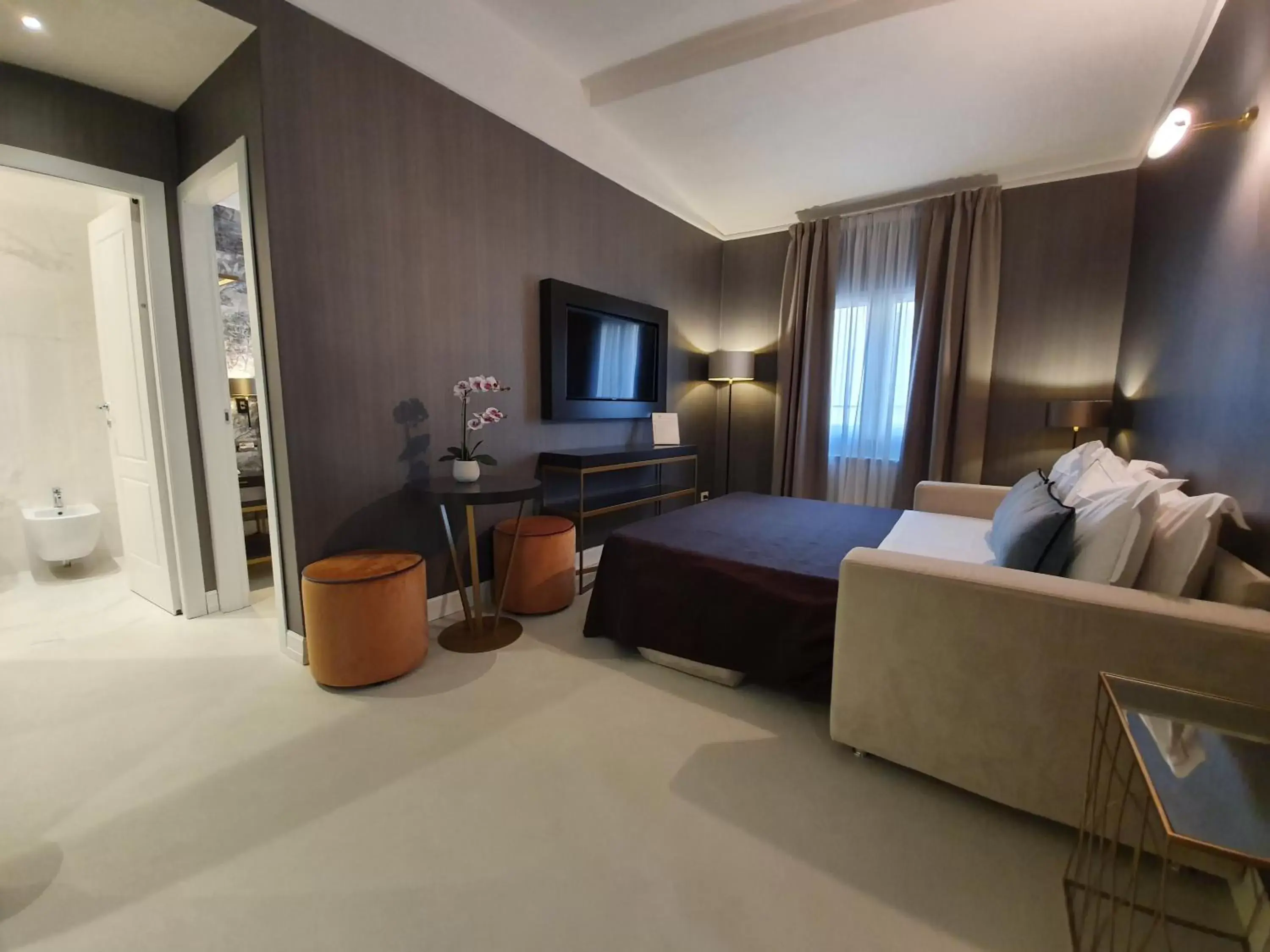 Suite in Hotel Maxim Axial