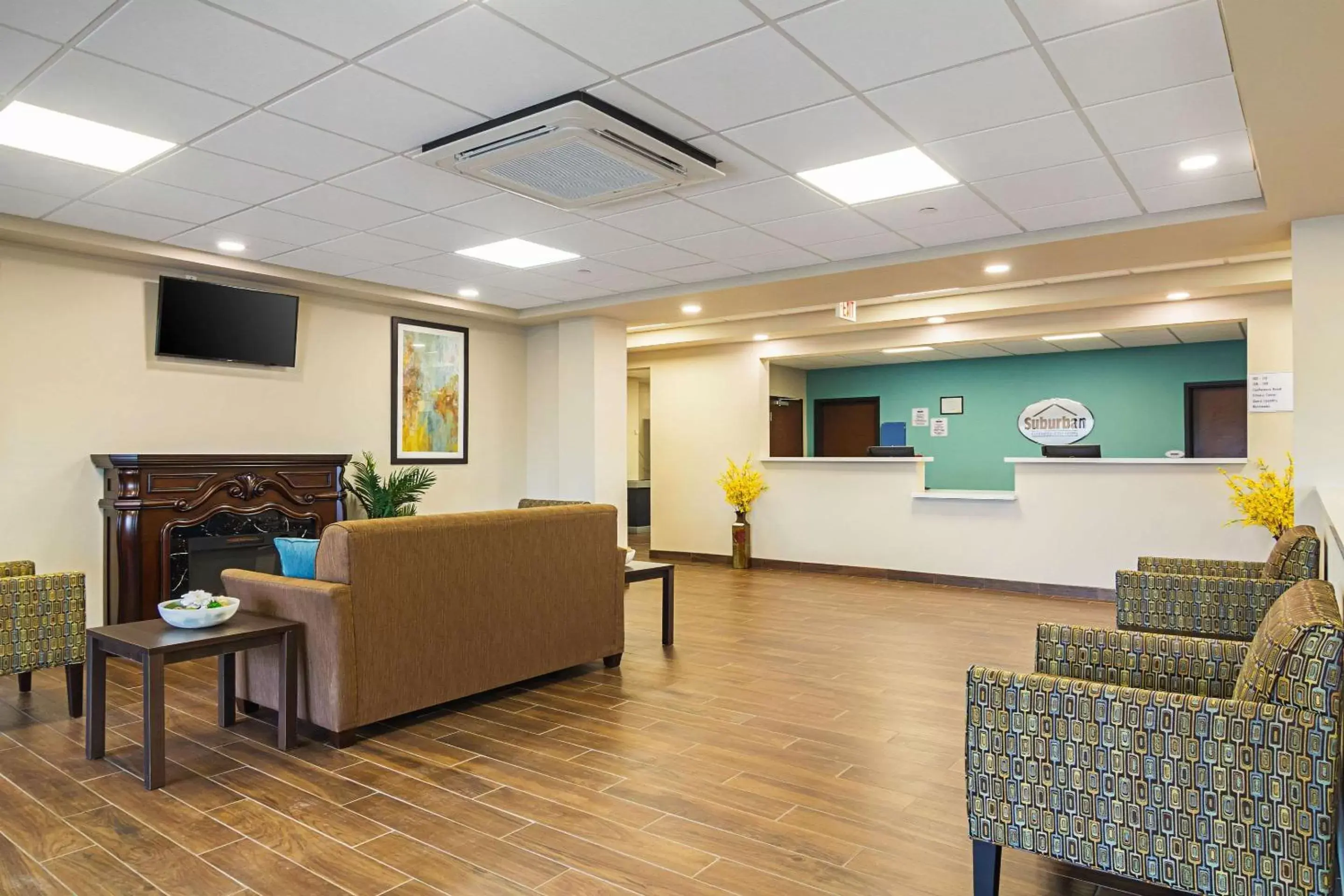 Lobby or reception in Suburban Studios Monaca - Pittsburgh Lobby or reception in Suburban Studios Monaca - Pittsburgh