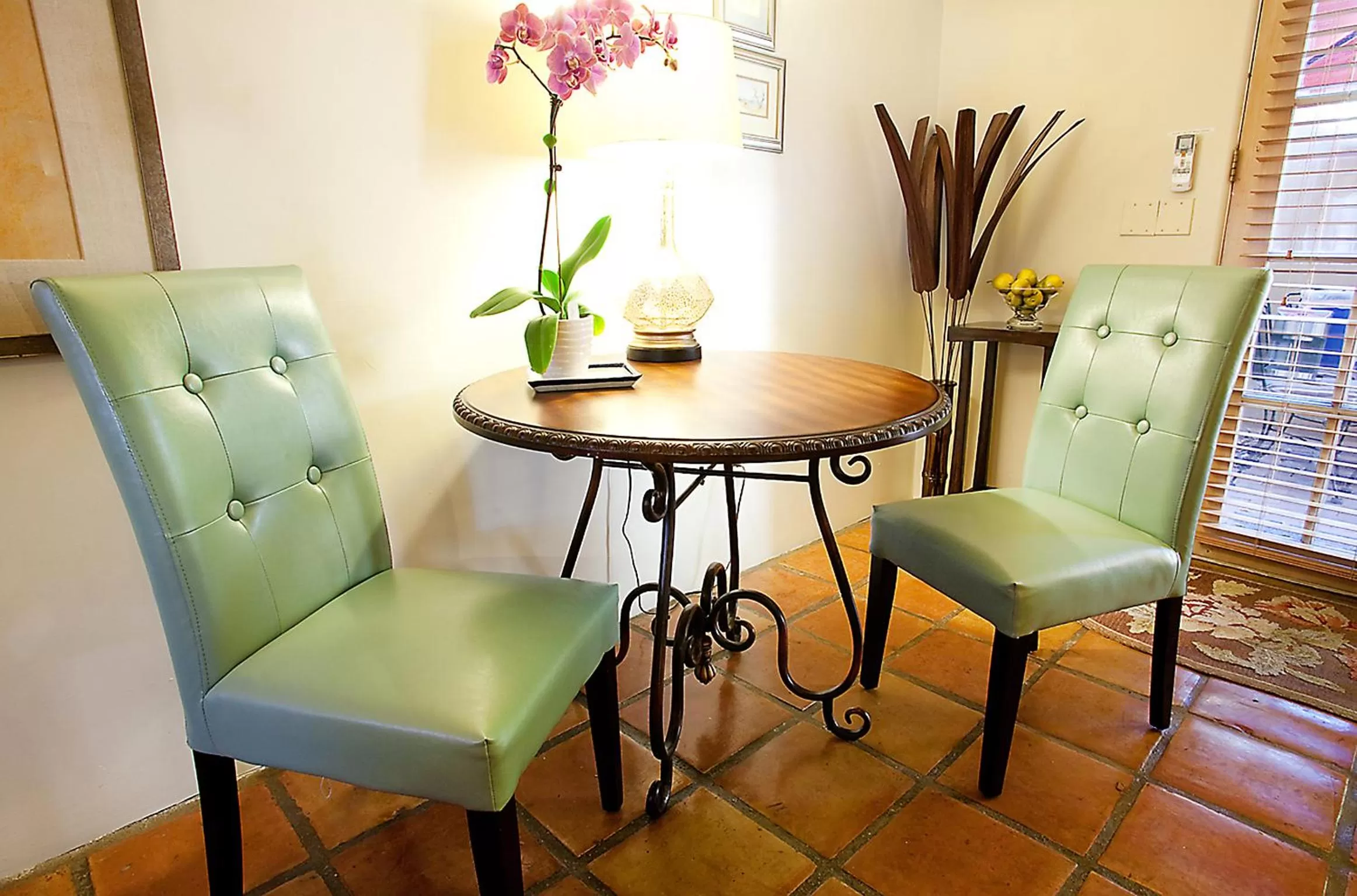 Seating area, Dining Area in Casa de Tres Lunas/House of Three Moons
