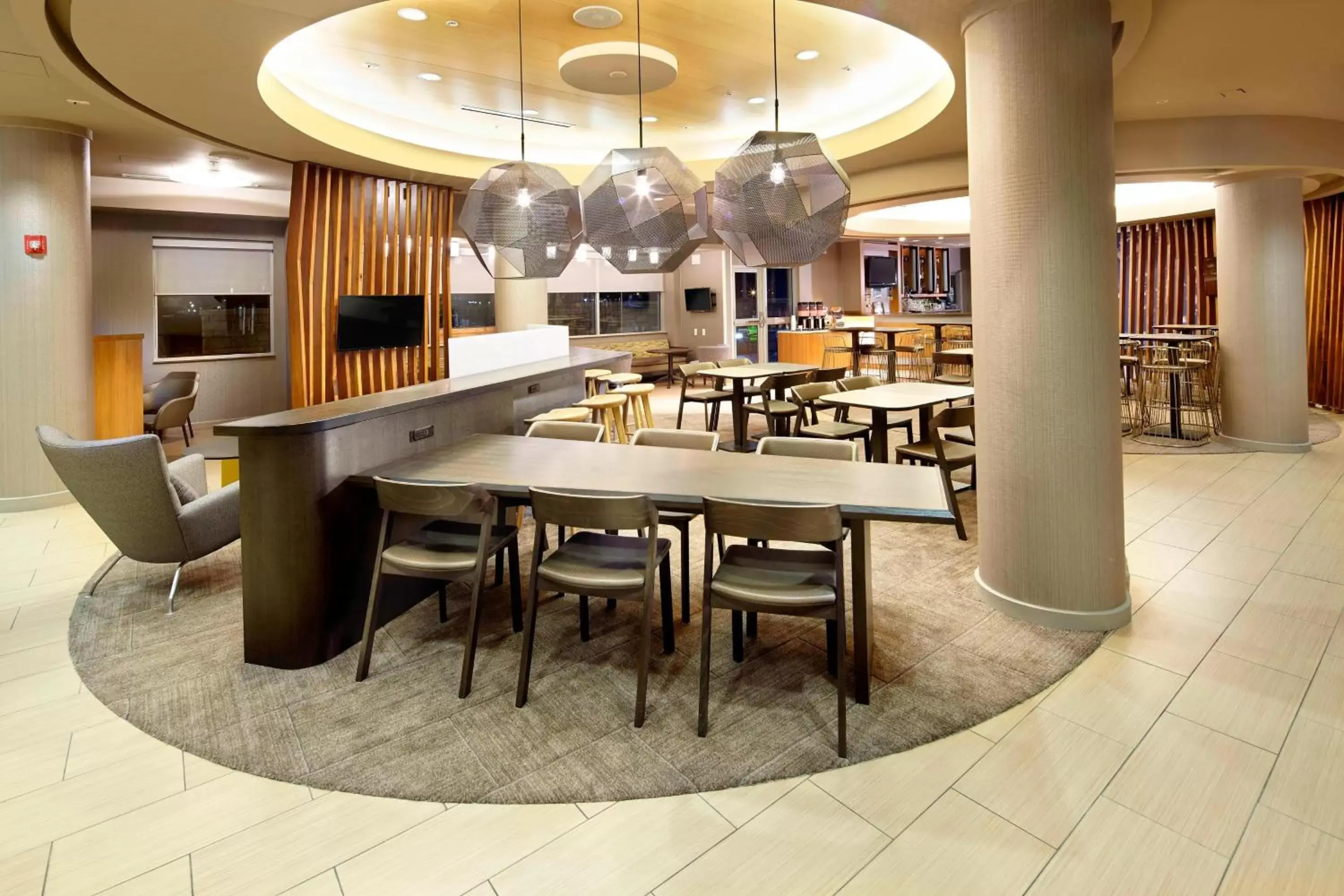 Lobby or reception, Restaurant/Places to Eat in SpringHill Suites by Marriott Chicago Waukegan/Gurnee