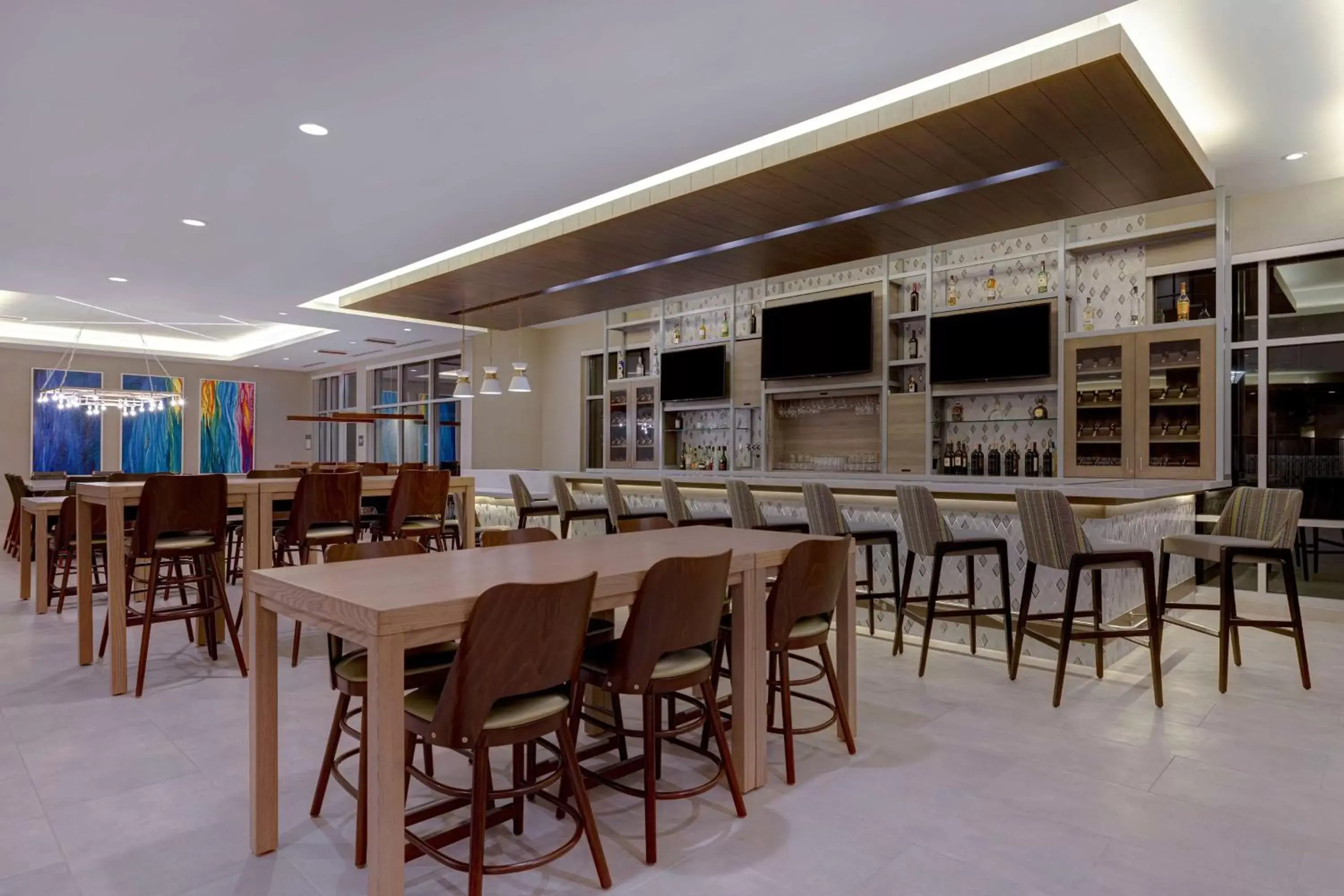 Lounge or bar, Restaurant/Places to Eat in Hilton Garden Inn Temecula