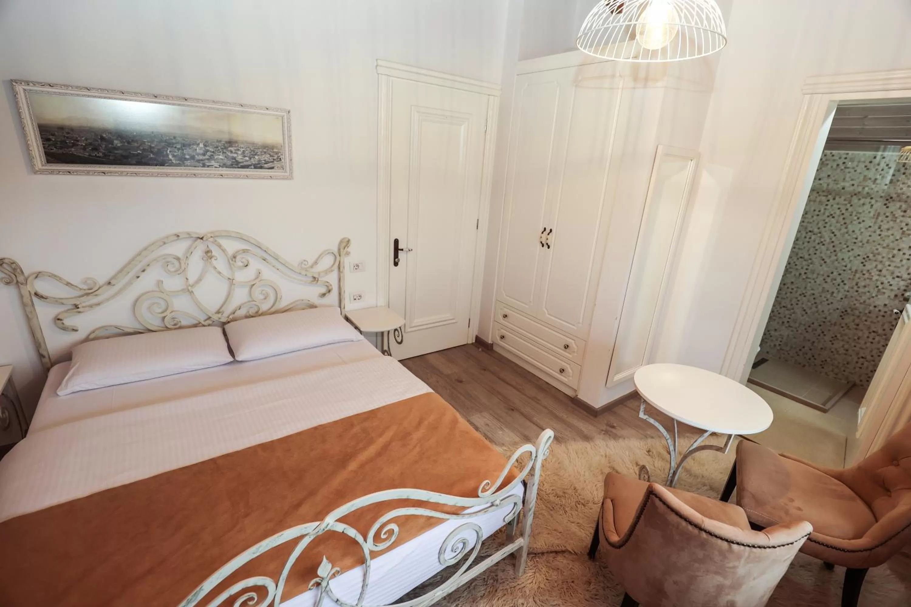 Photo of the whole room, Bed in Bujtina Oxhaku