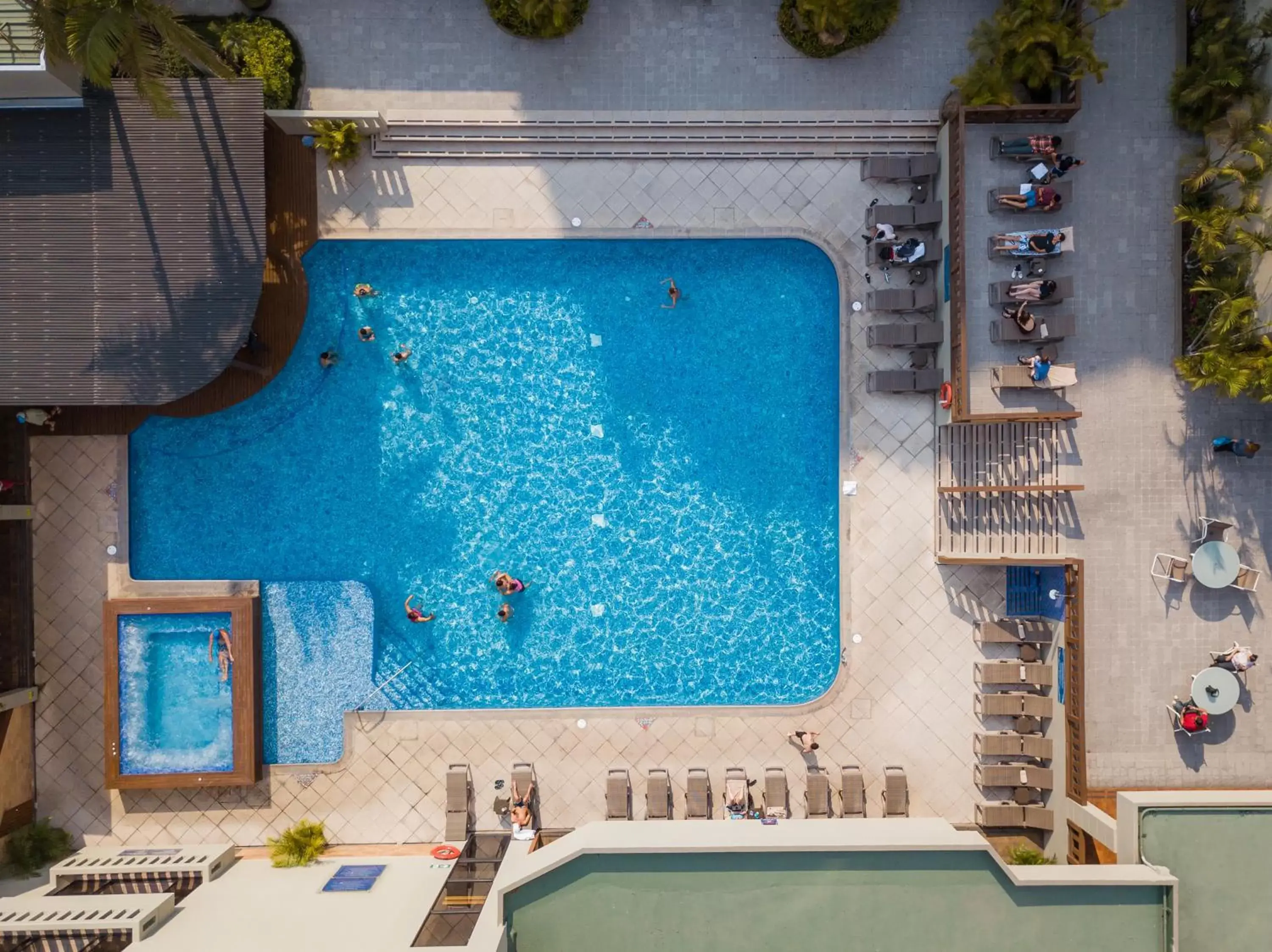 Swimming pool, Pool View in Barceló Guatemala City